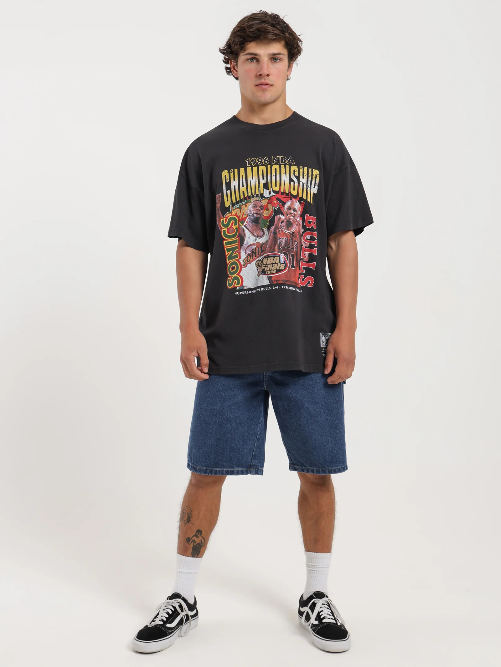 1996 Chicago Bulls vs Seattle Sonics T-Shirt - Image 3