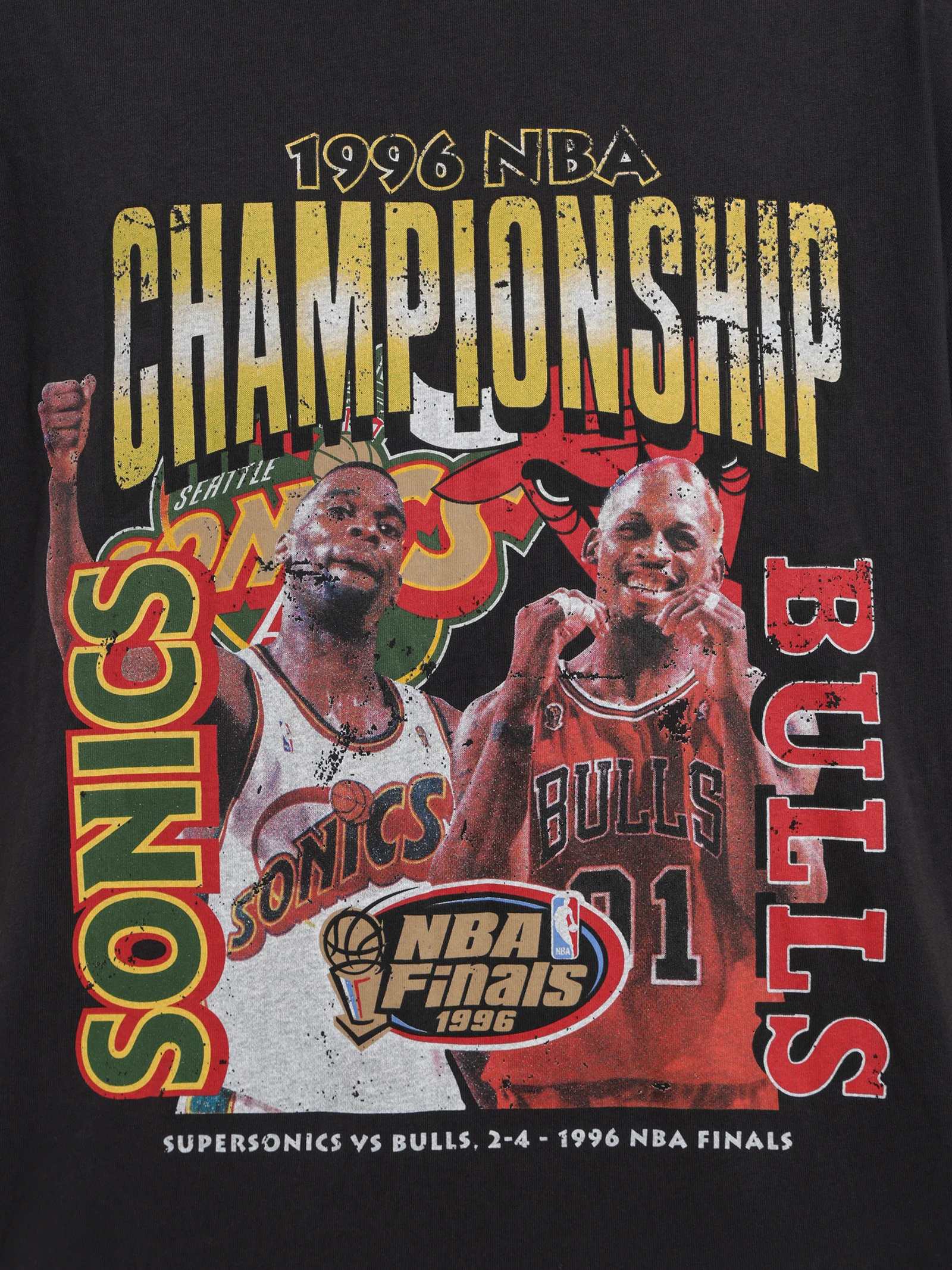 1996 Chicago Bulls vs Seattle Sonics T-Shirt - Image 4