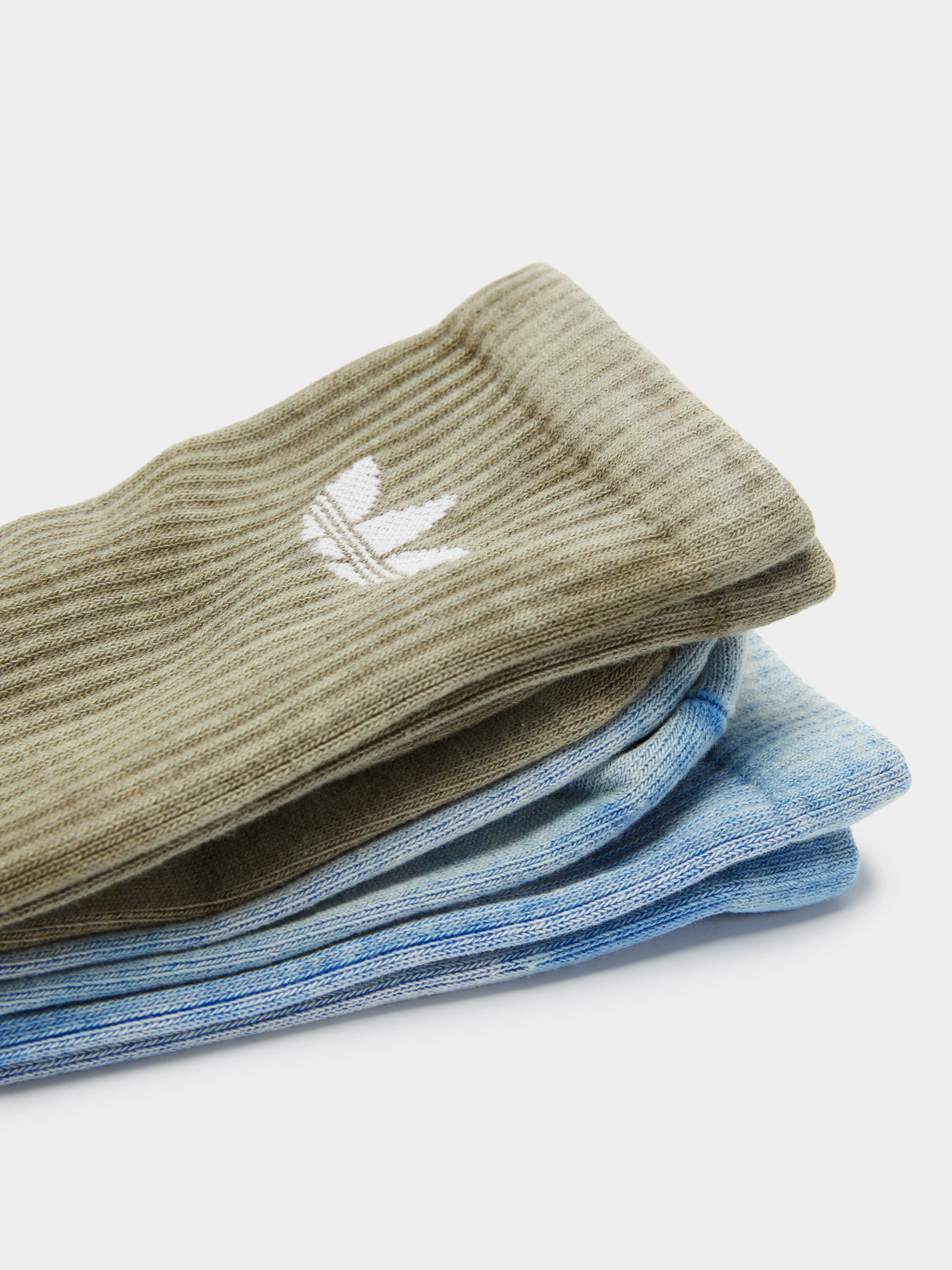 2 Pairs of Adventure Socks - Image 2