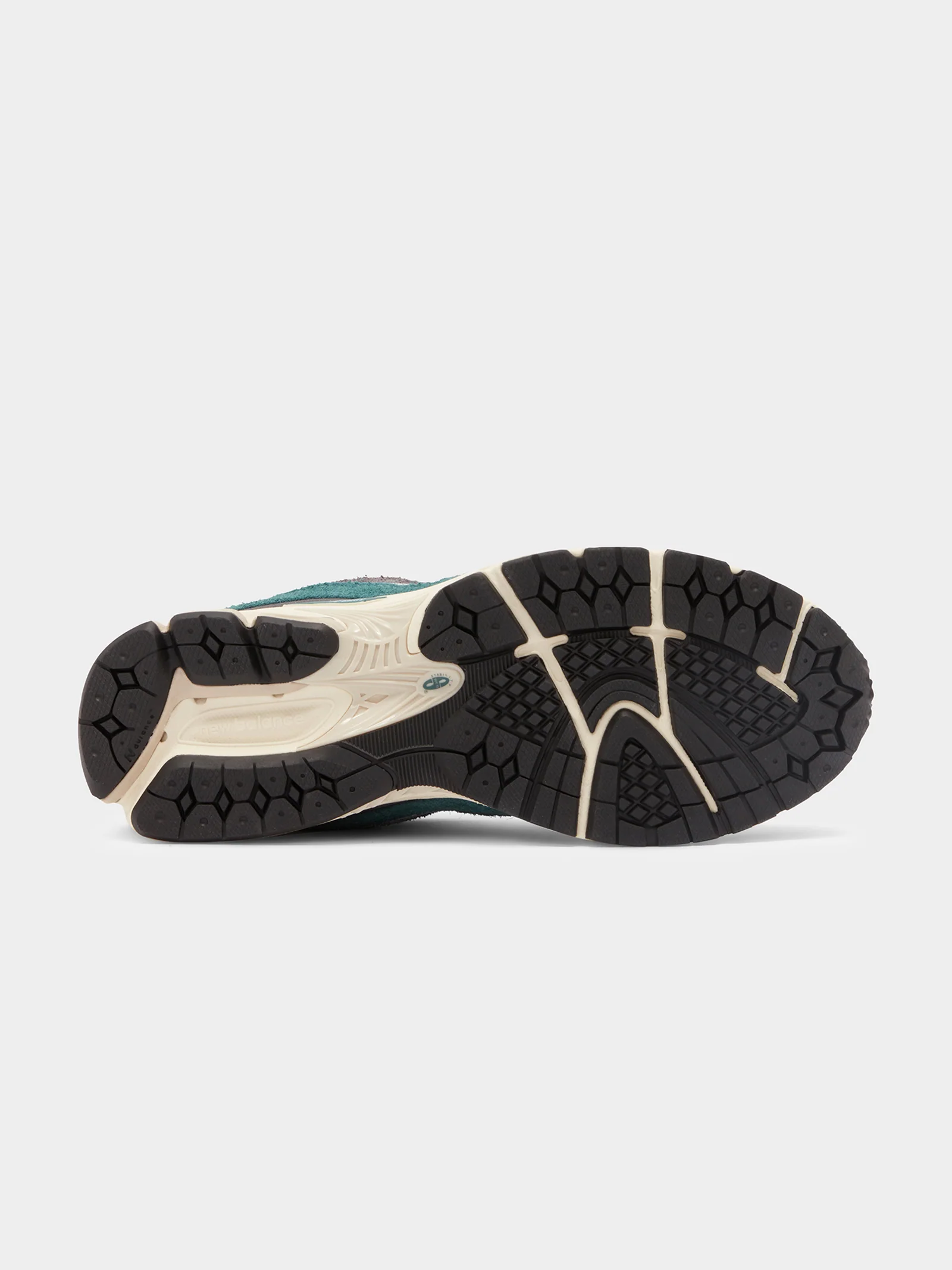 Mens 2002R Sneaker - Image 5