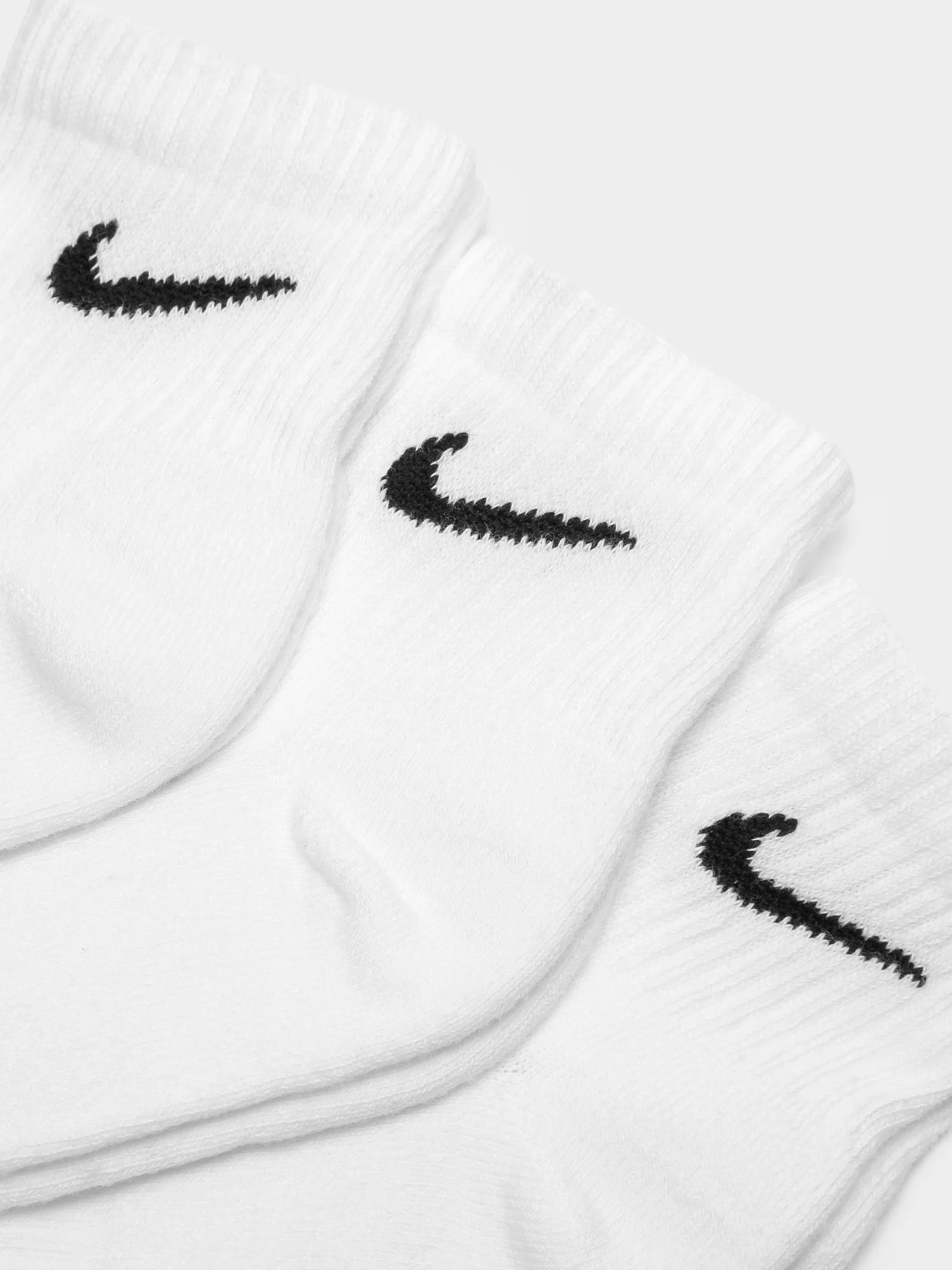 3 Pairs of Everyday Cushioned Ankle Socks - Image 2