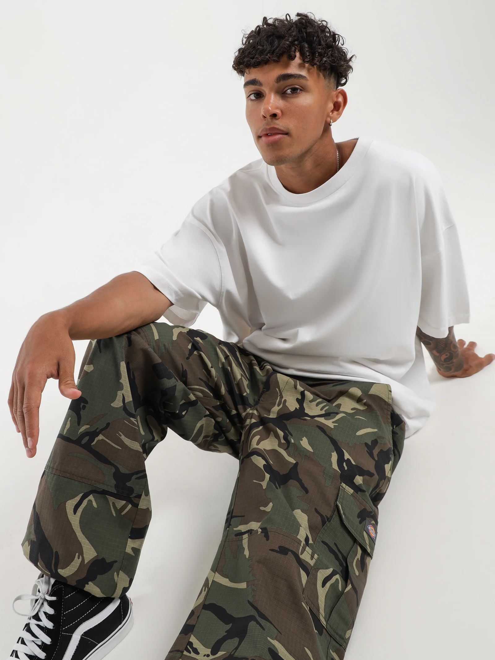 330 Box T-Shirt - Image 2