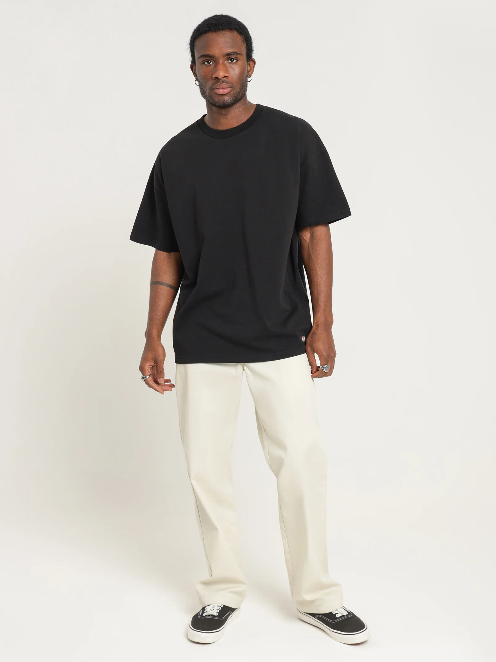 330 T-Shirt - Image 4