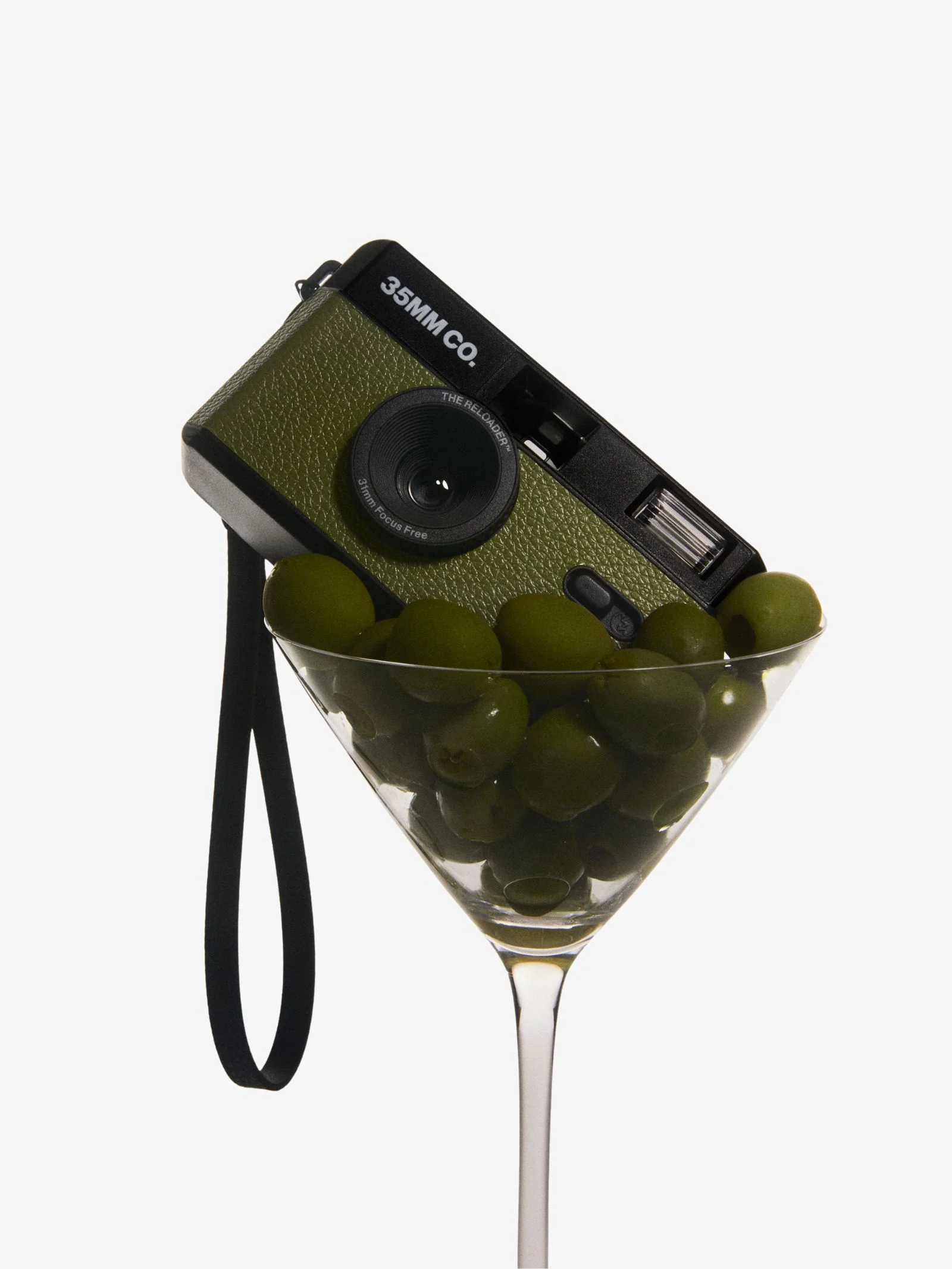 The Reloader Reusable Film Camera - Image 6