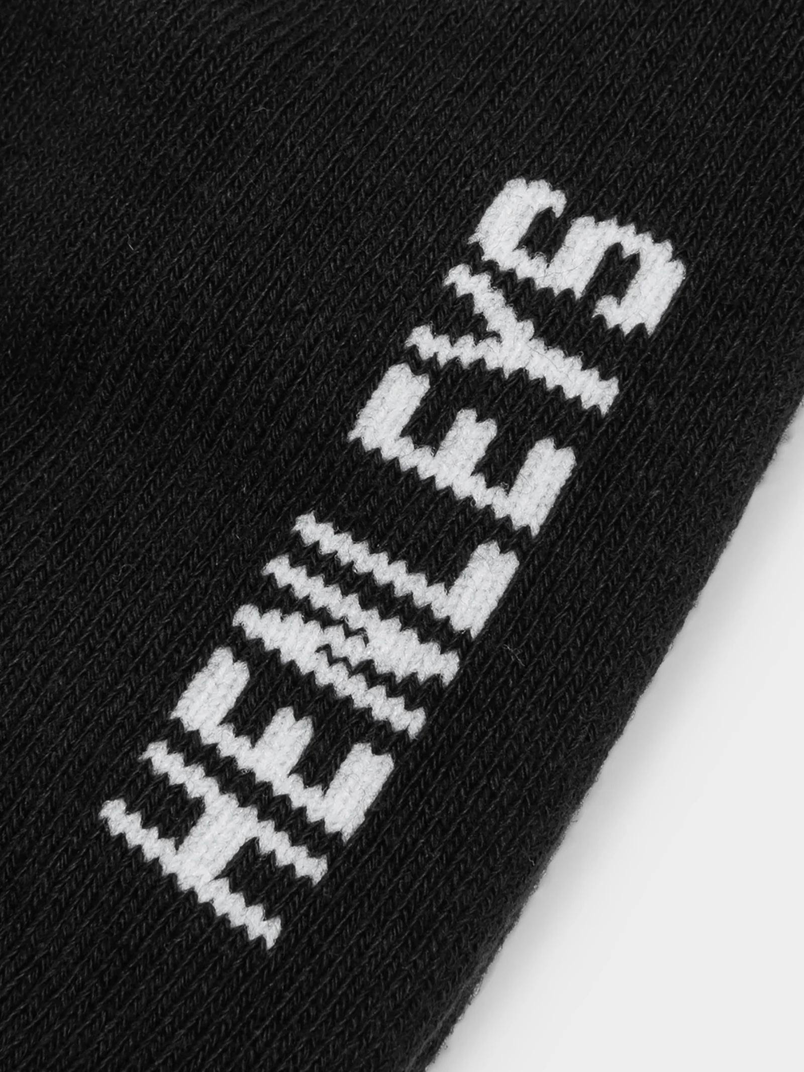 4 Pairs of Classic Invisible Socks - Image 2