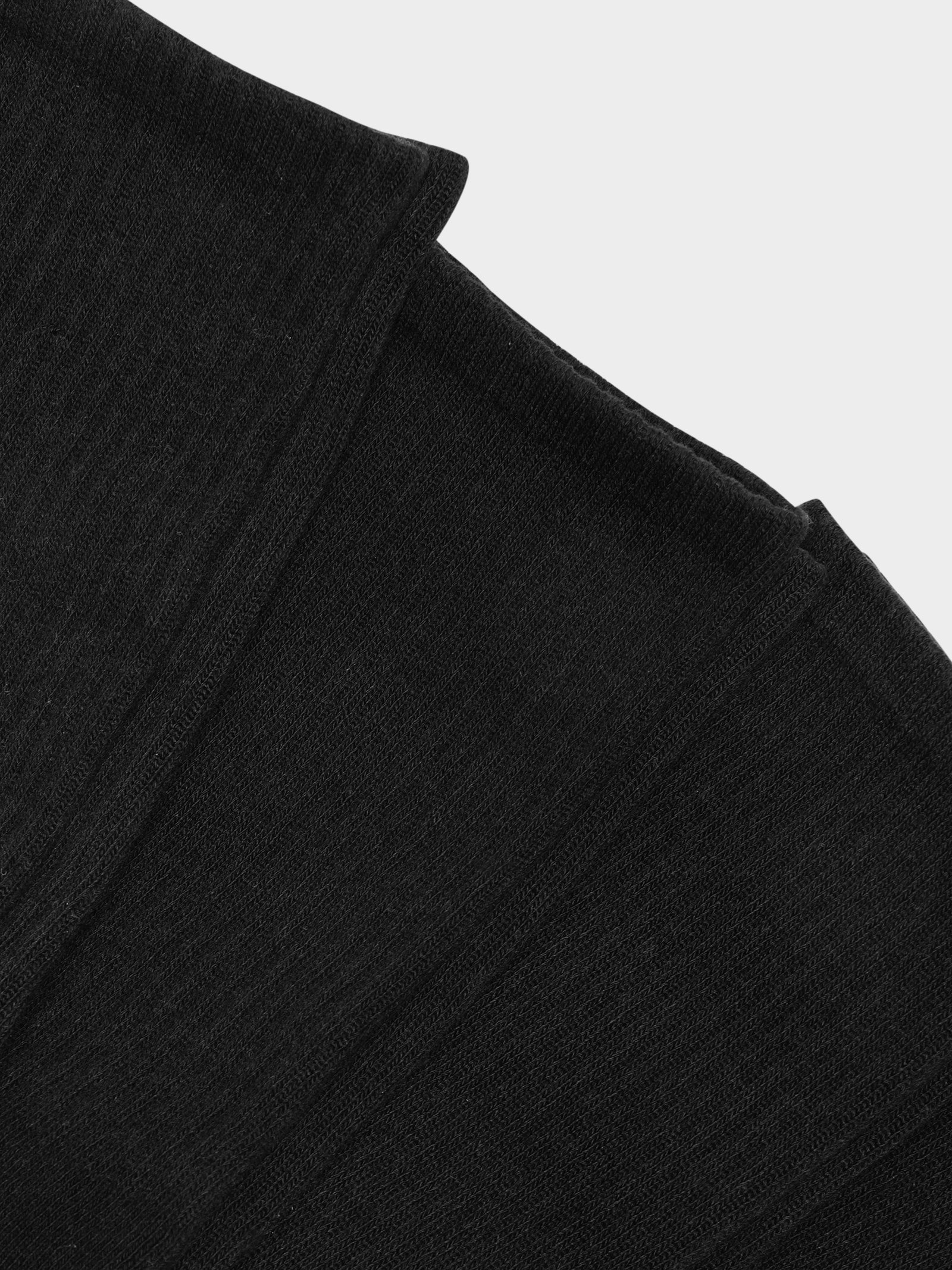 4 Pairs of Classic Socks - Image 2