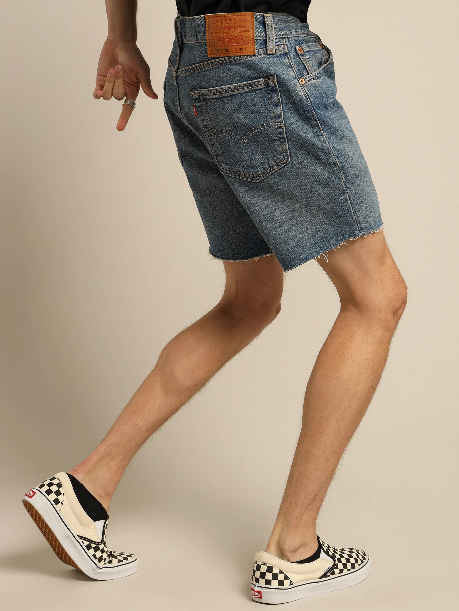 501 93' Cut Off Denim Shorts - Image 5