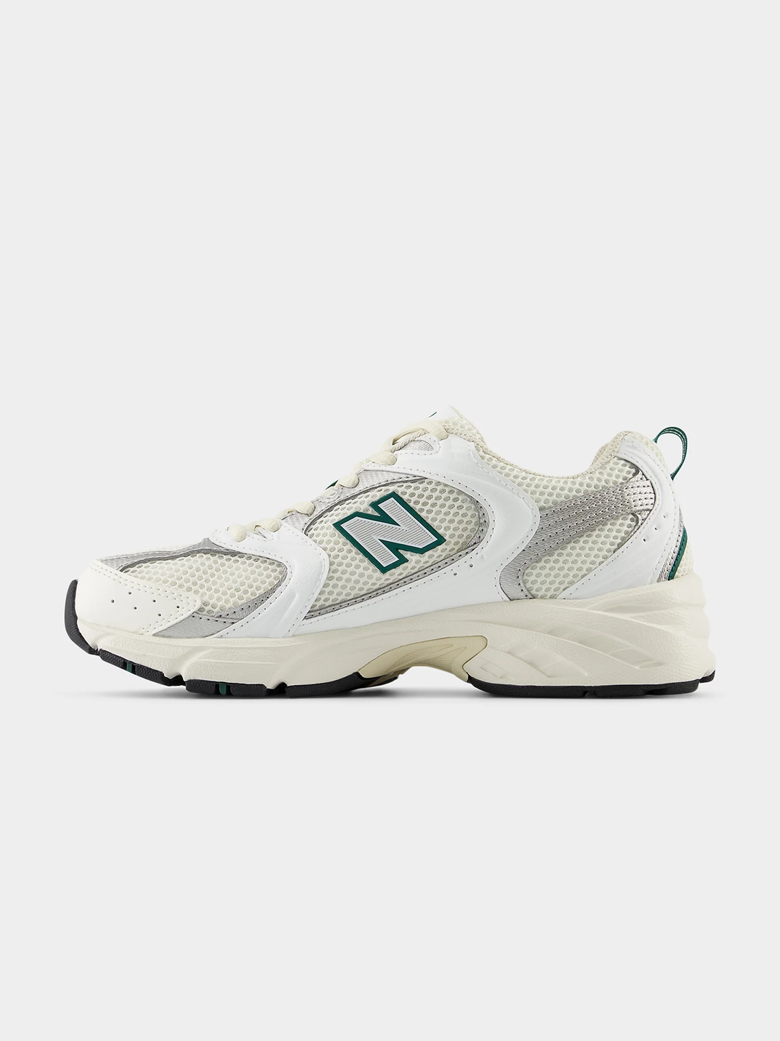 Unisex 530 Sneakers - Image 5