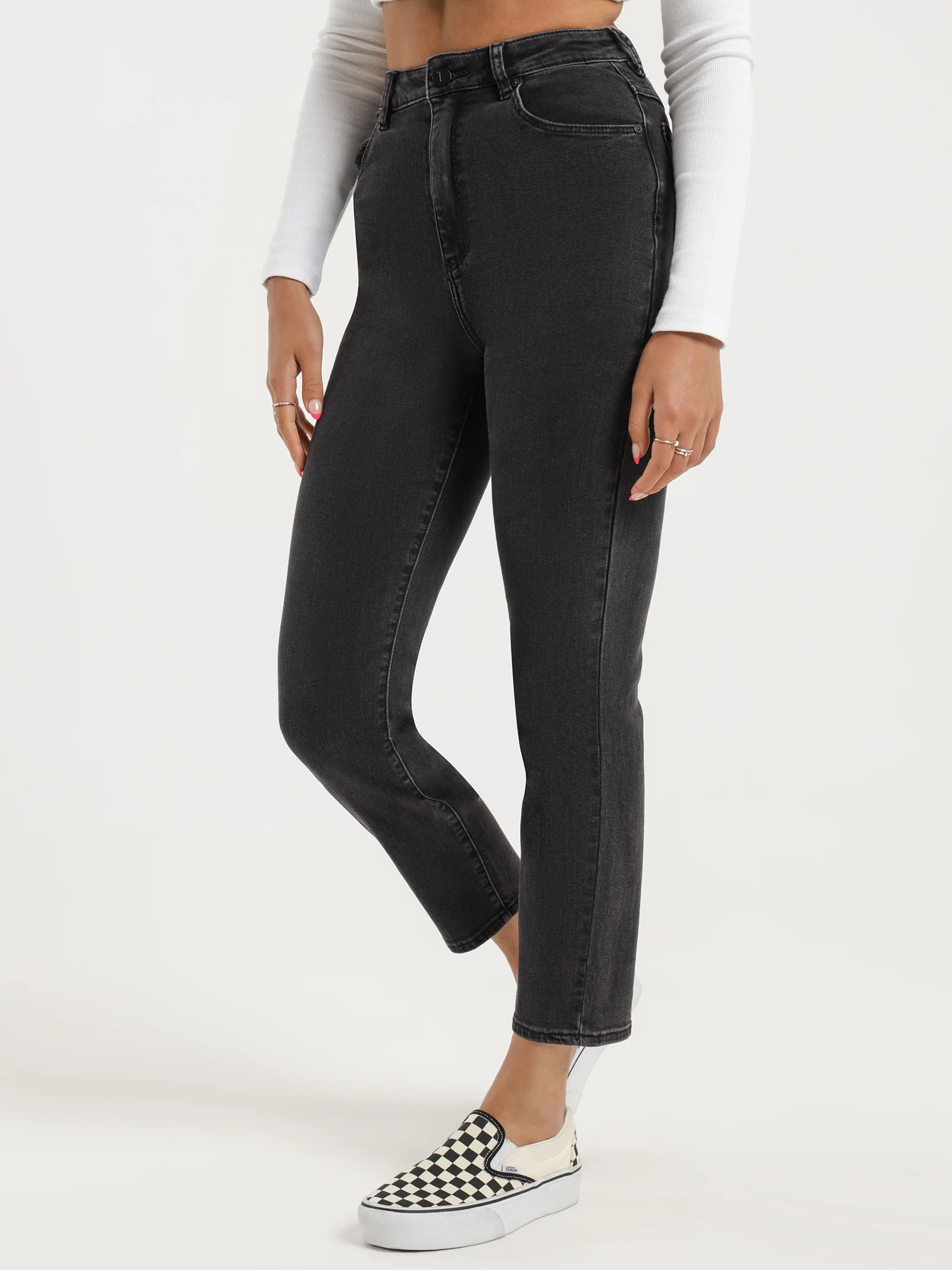 94 High Rise Slim Leg Mom Jeans - Image 3