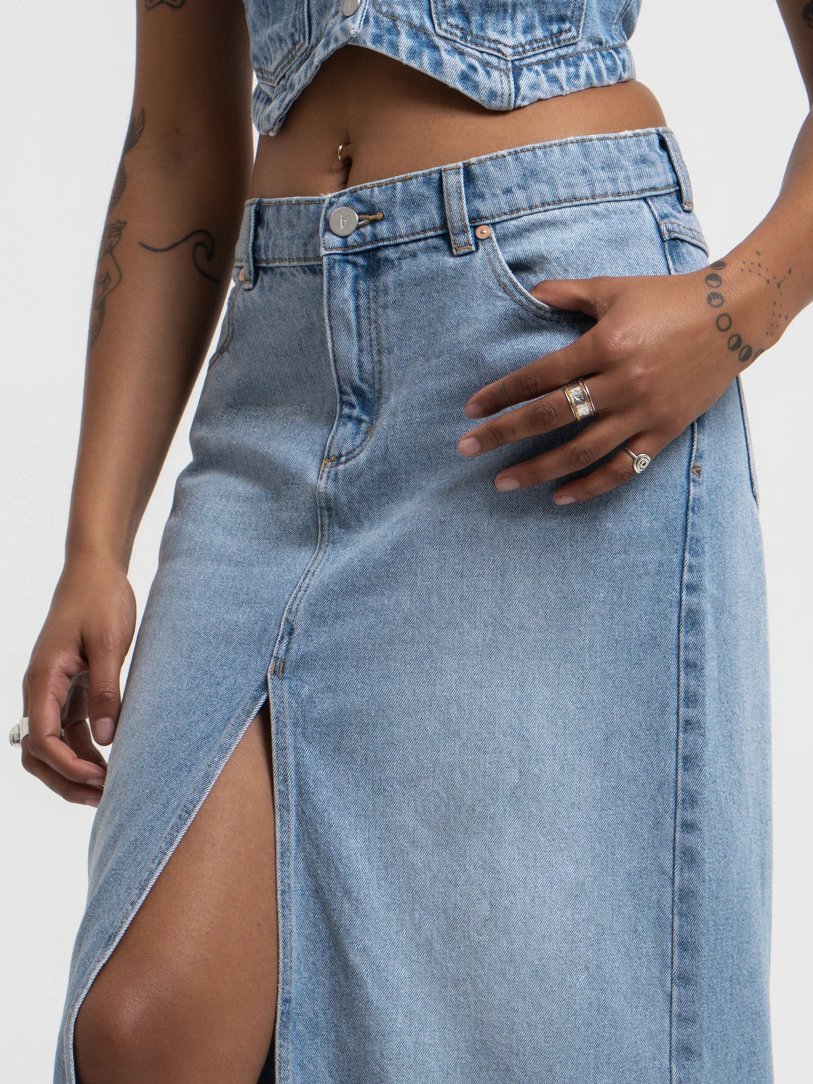 99 Low Maxi Skirt - Image 3