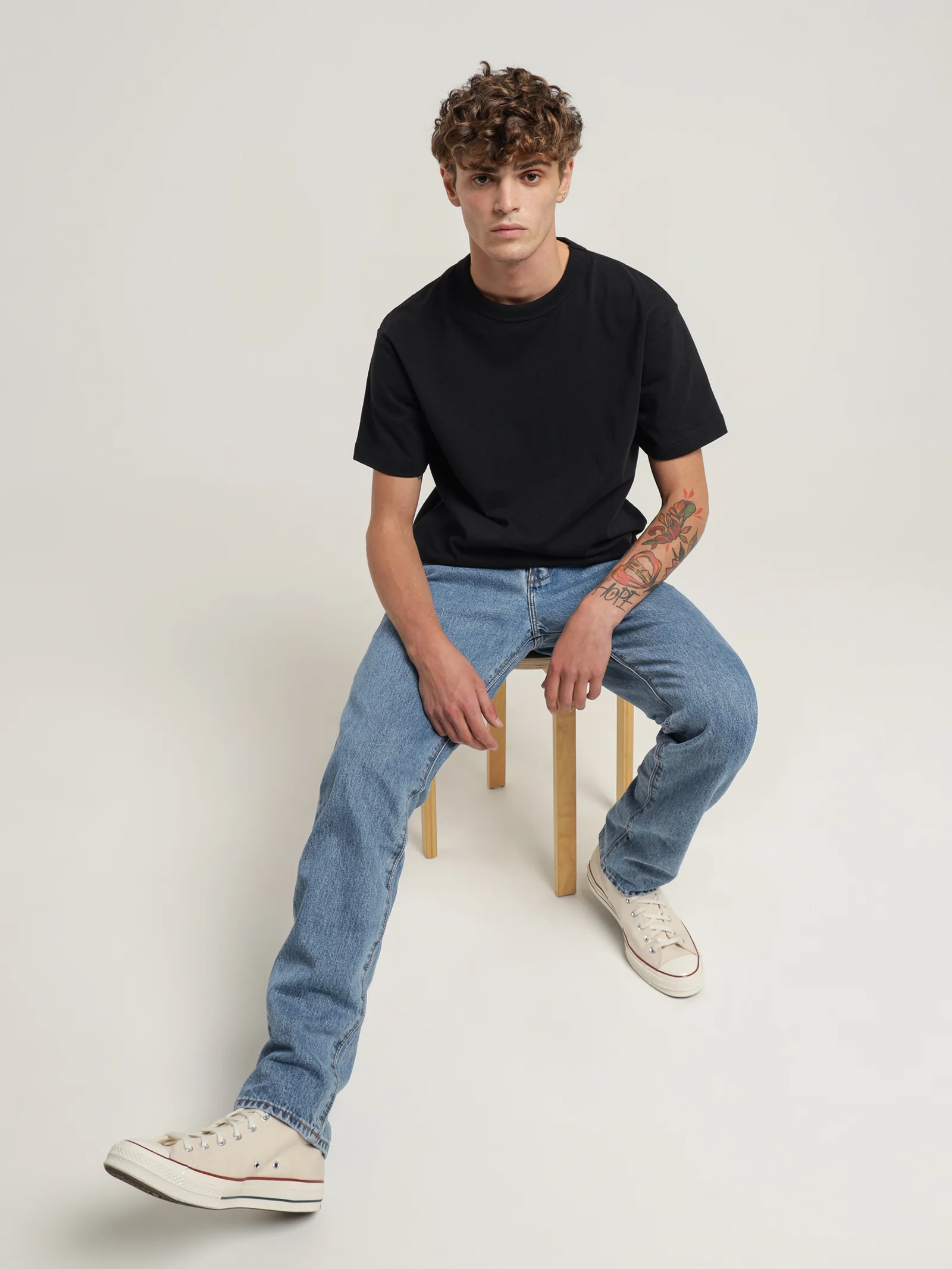 A 90s Relaxed Jeans - Image 3