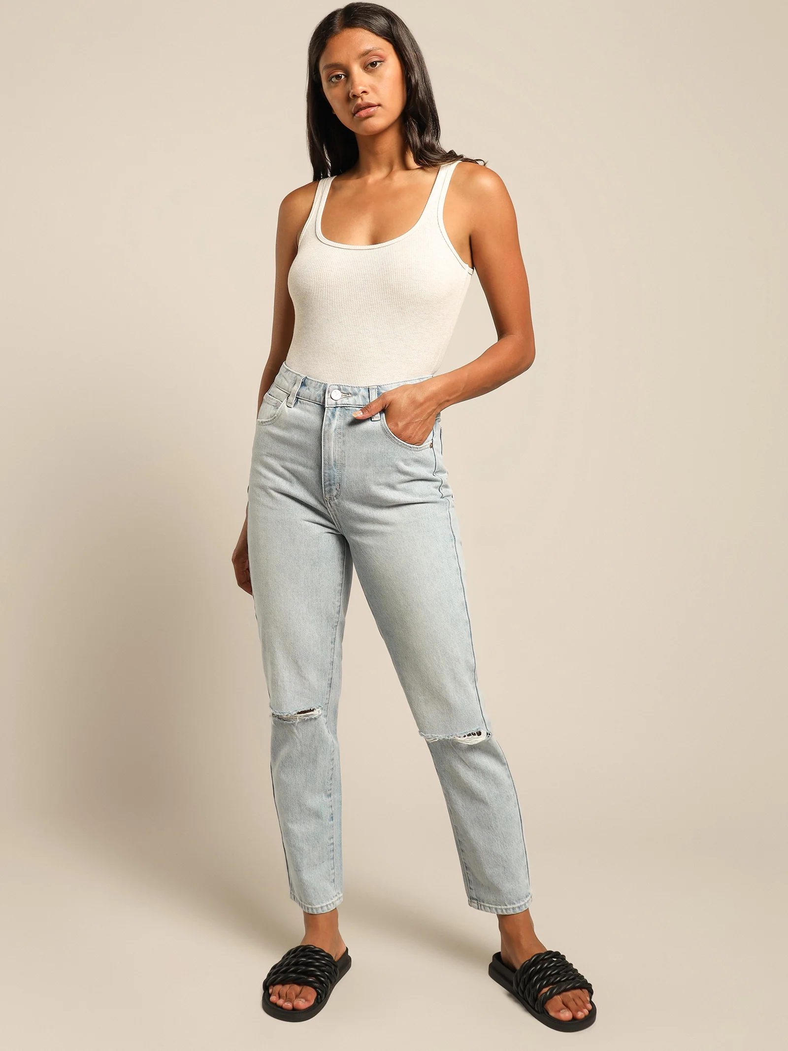 A 94 High Slim Jean - Image 4
