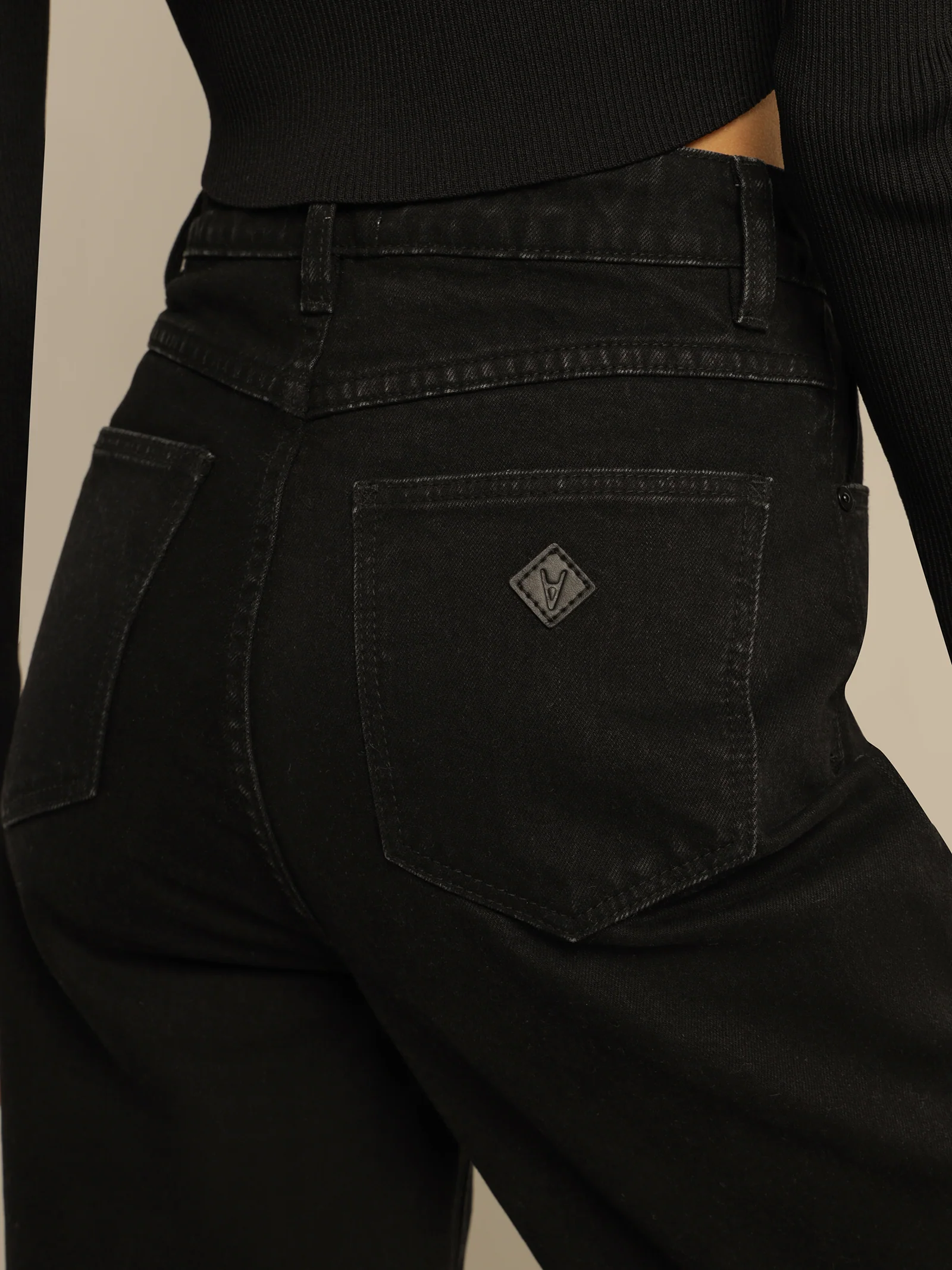 A 94 High & Wide Jeans - Image 5