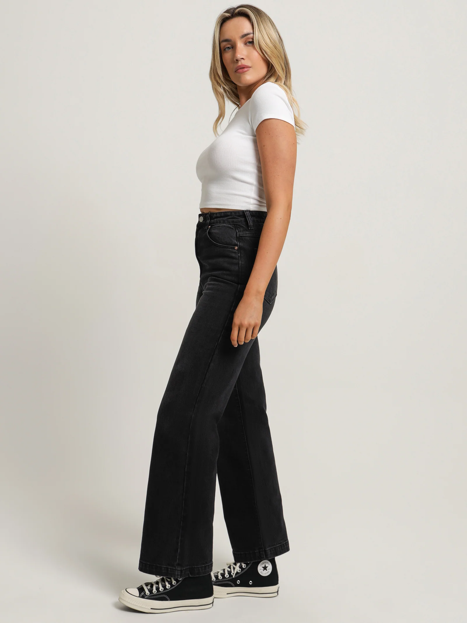 A 94 High & Wide Patti Jeans - Image 3