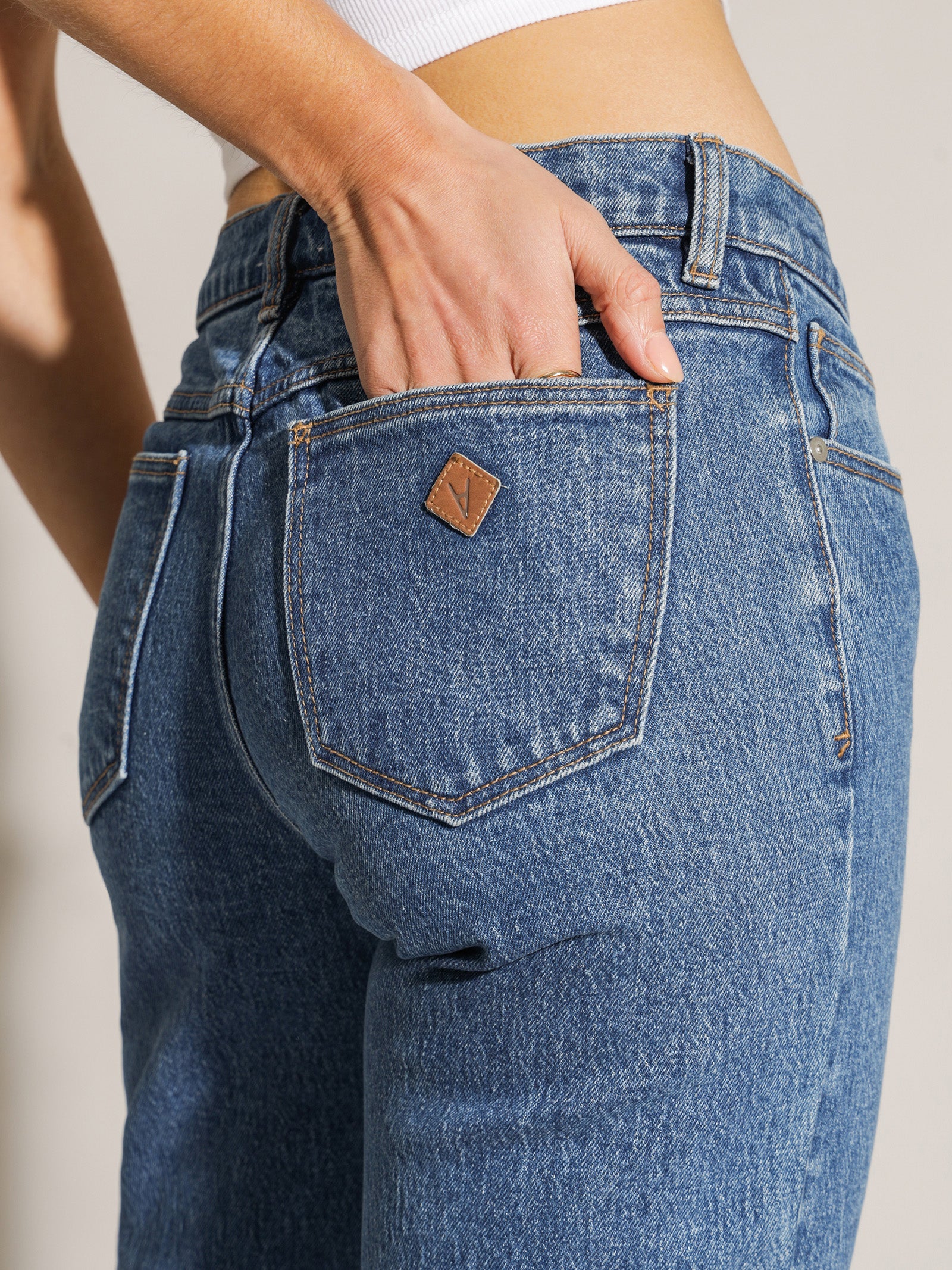 A 99 Low Straight Jeans - Image 5