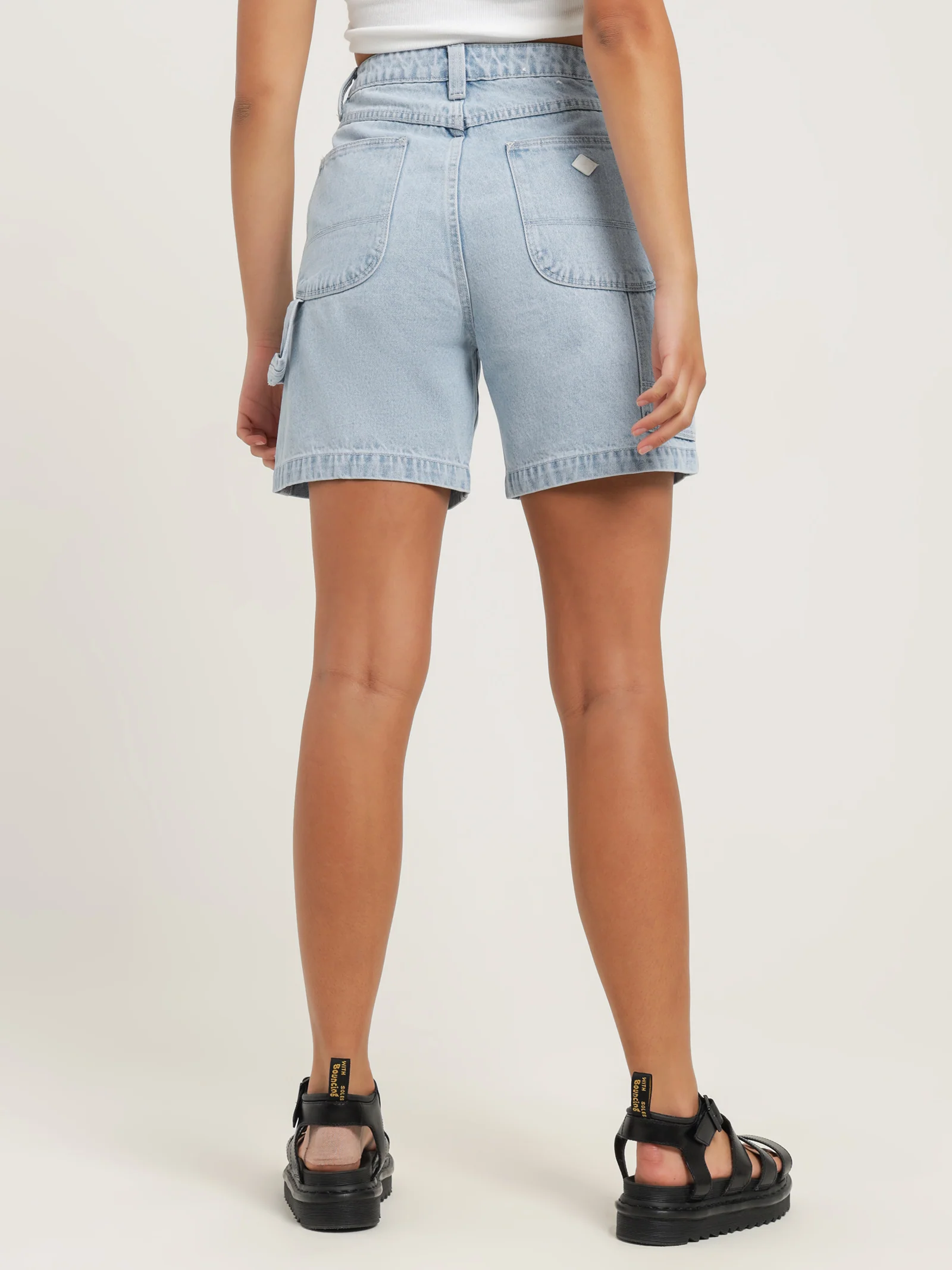 A Carrie Carpenter Shorts - Image 6