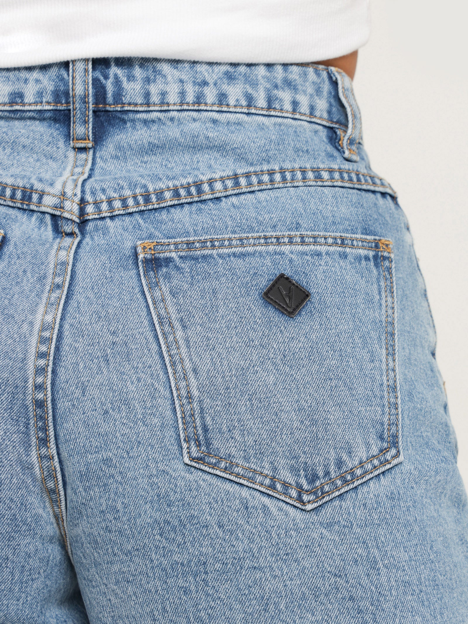 A Carrie Shorts - Image 5