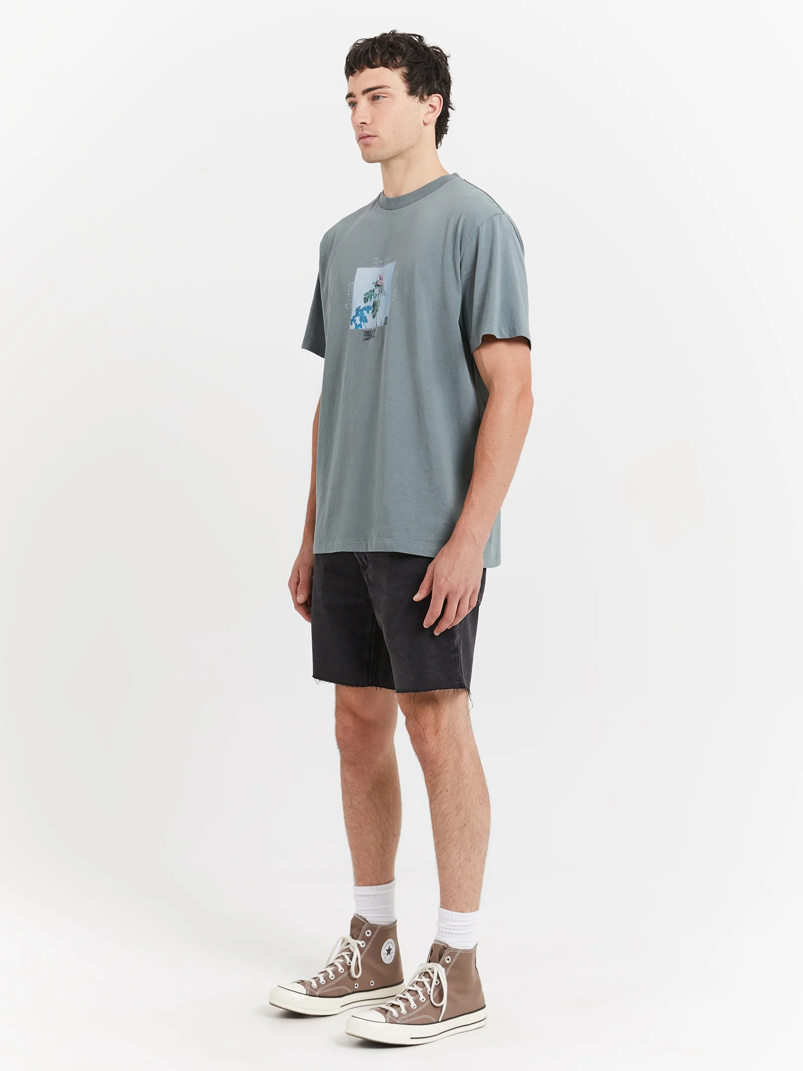 A Cropped Slim Shorts - Image 4