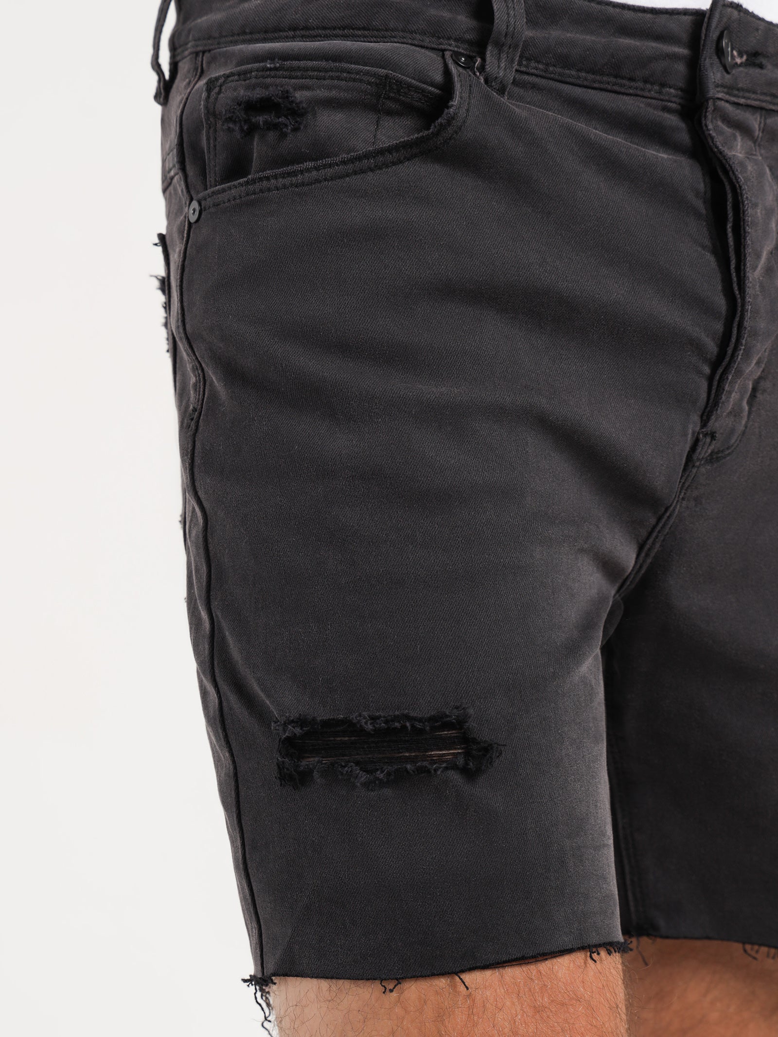 A Cropped Slim Shorts - Image 3