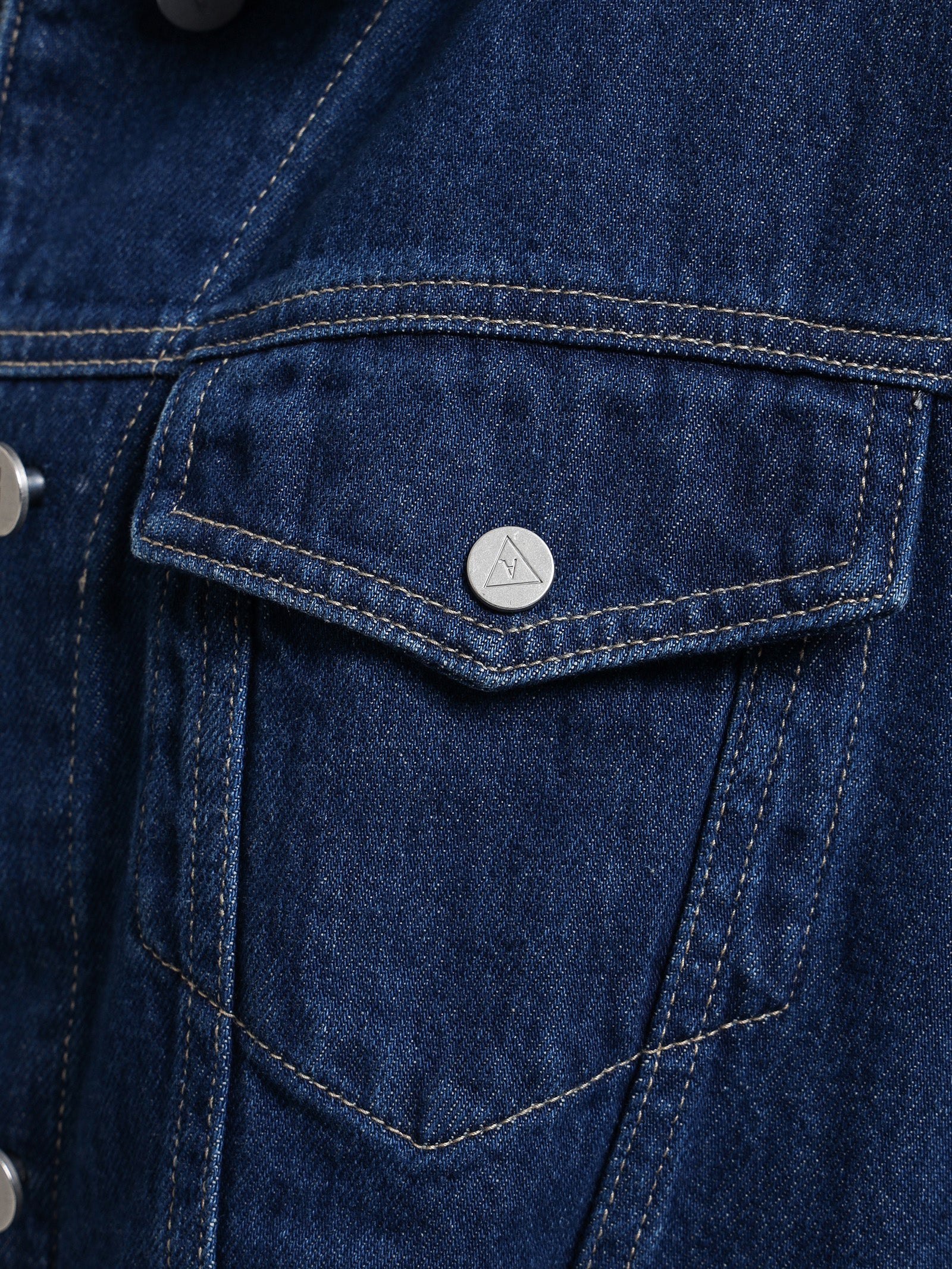 A Slouch Jacket - Image 3