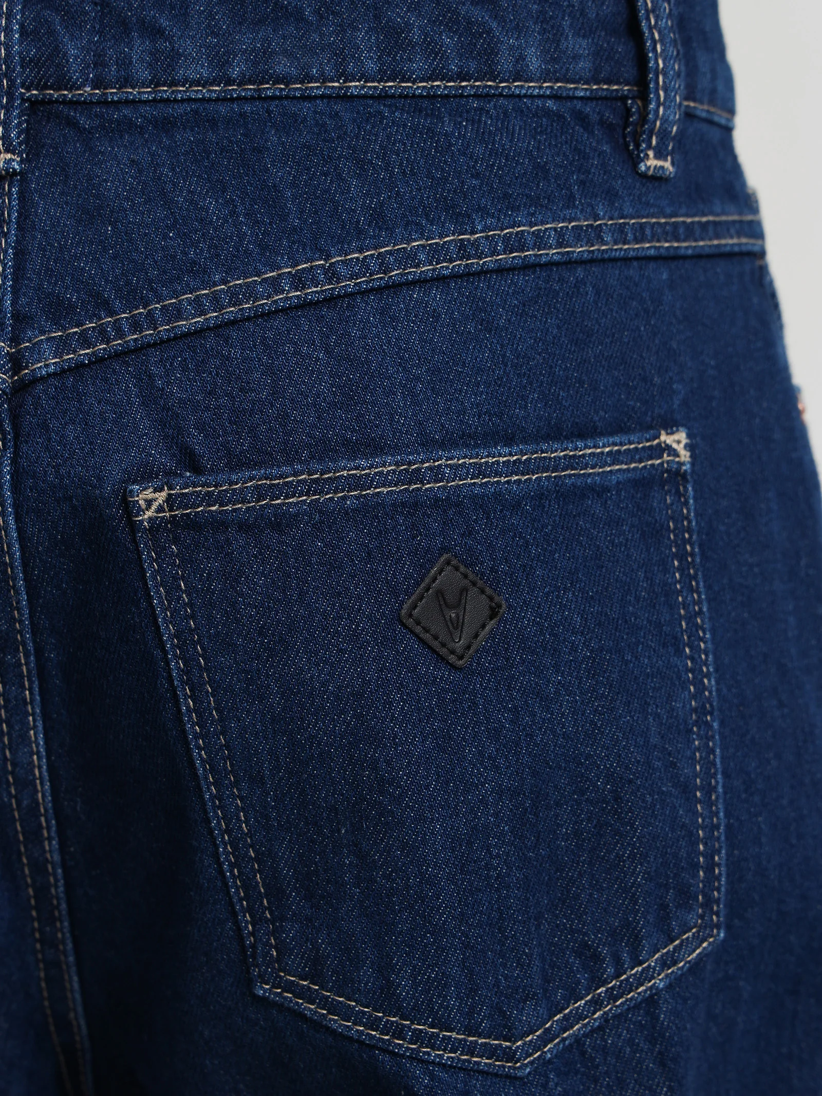 A Slouch Jeans - Image 3