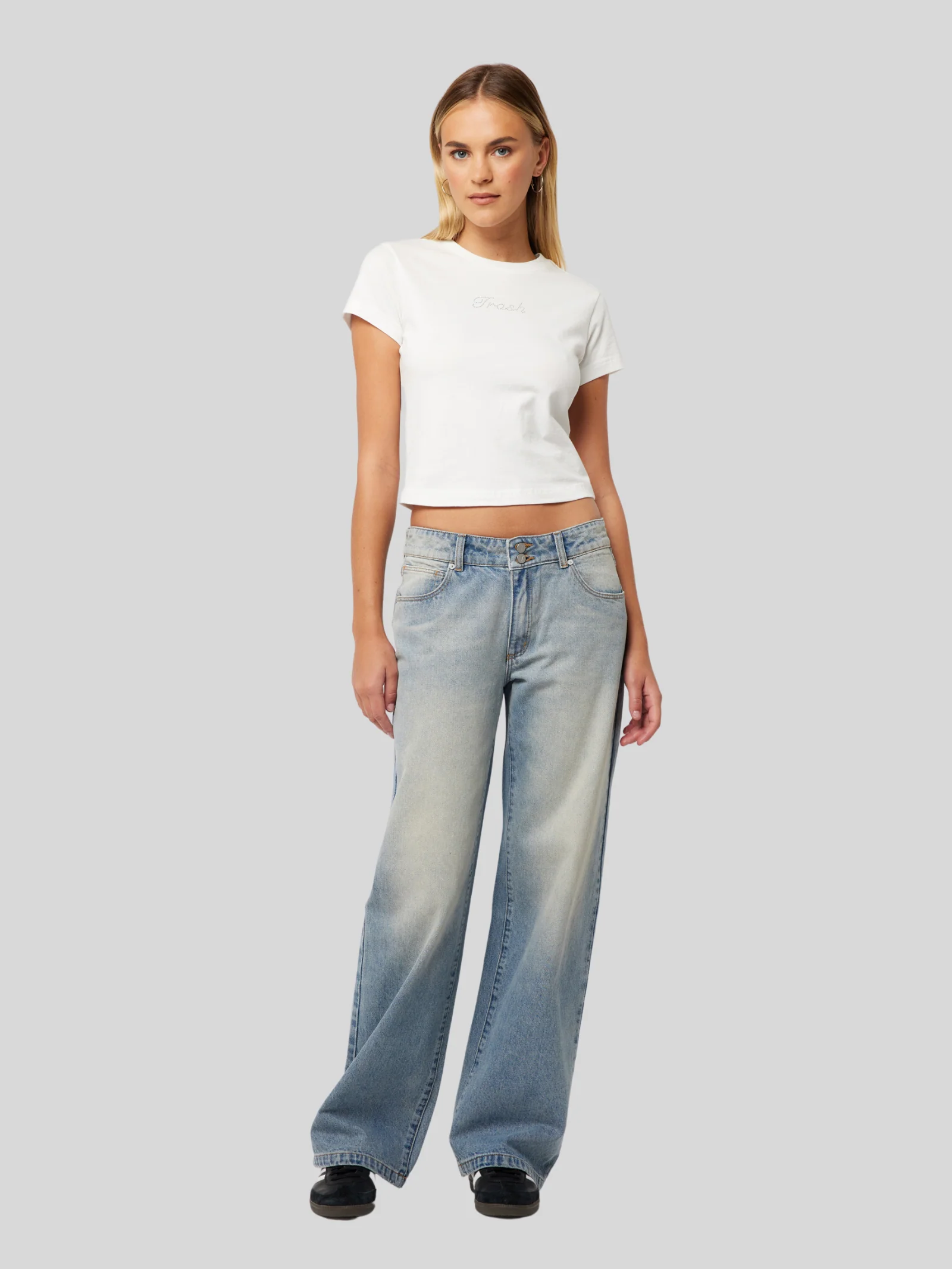 99 Baggy Caitlin - Image 2