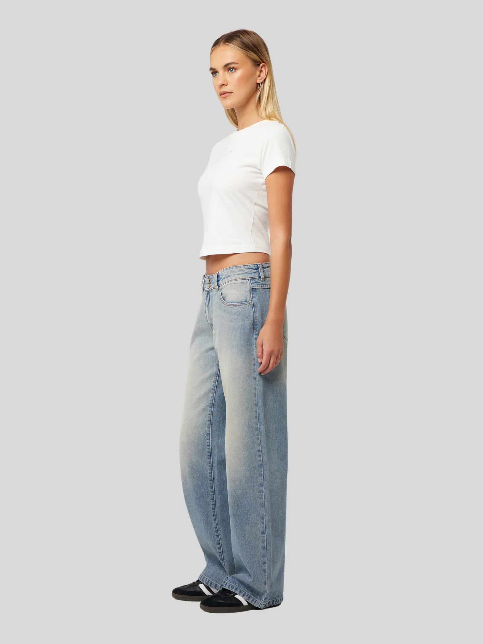 99 Baggy Caitlin - Image 3