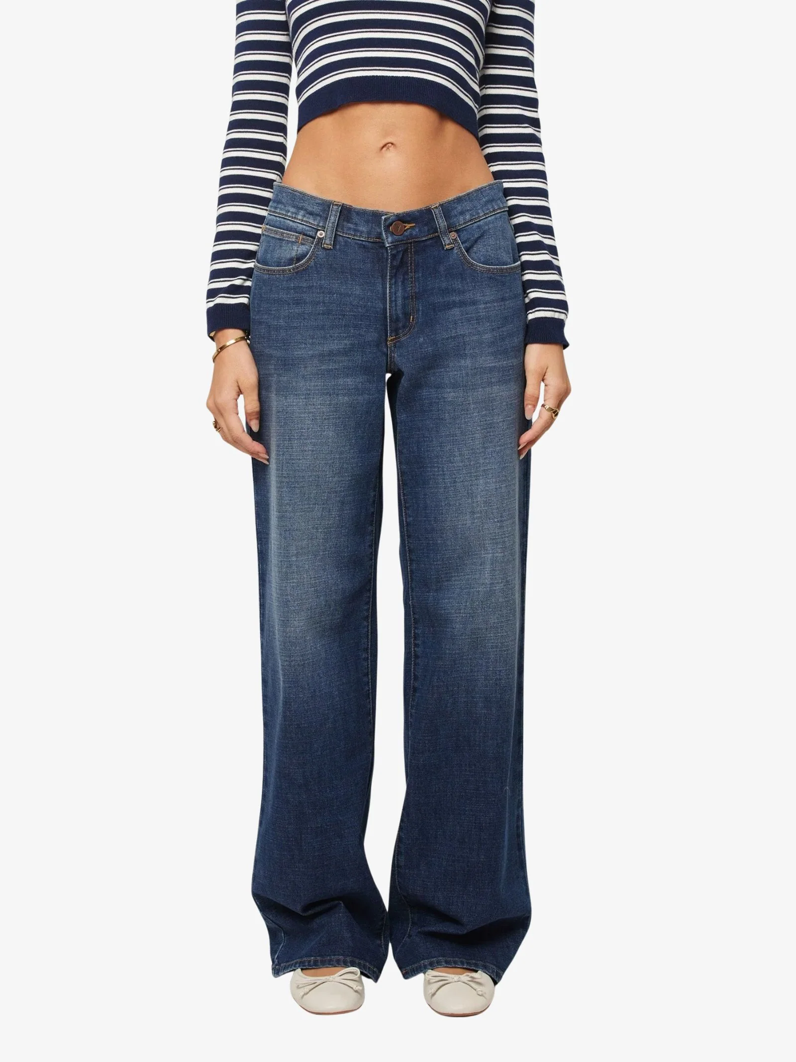 99 Low and Wide Jeans - Image 3