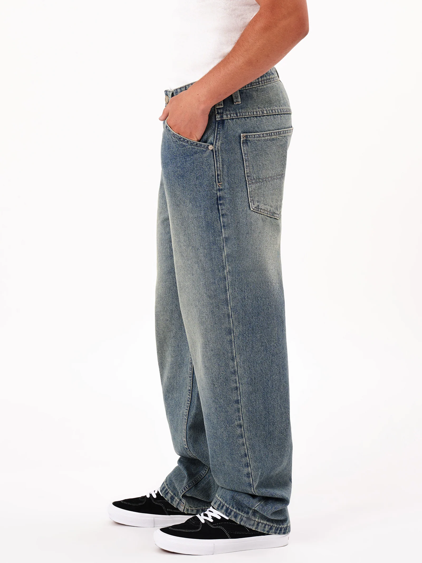 A5 Baggy Carson Jeans - Image 3