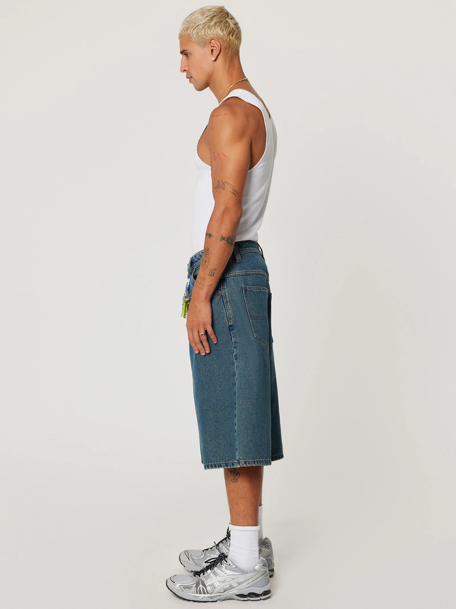 A6 Big Baggy Short Felix - Image 4