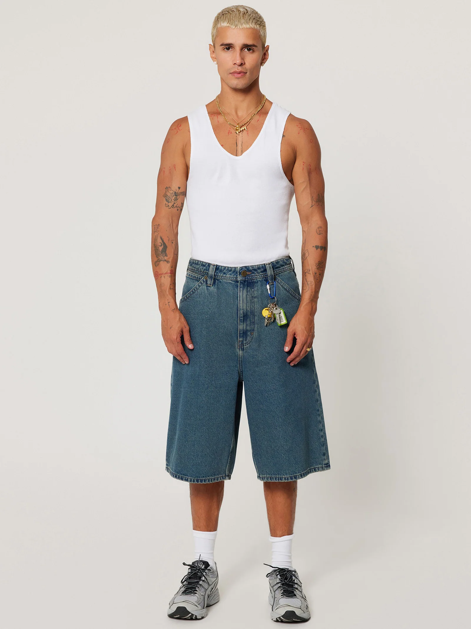 A6 Big Baggy Short Felix - Image 6