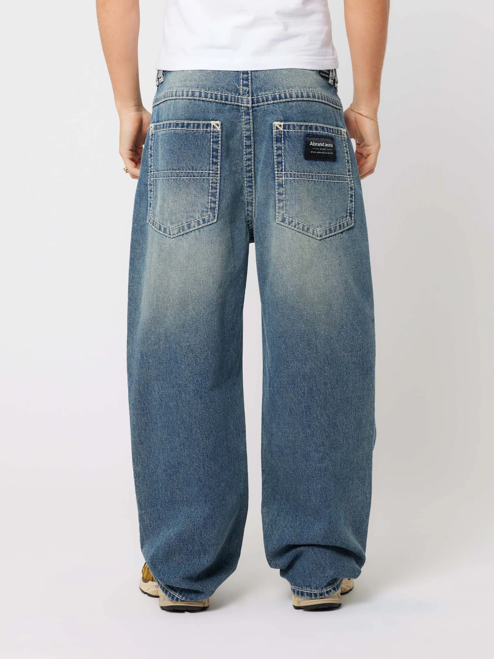 A6 Big Stitch Max Jeans - Image 2