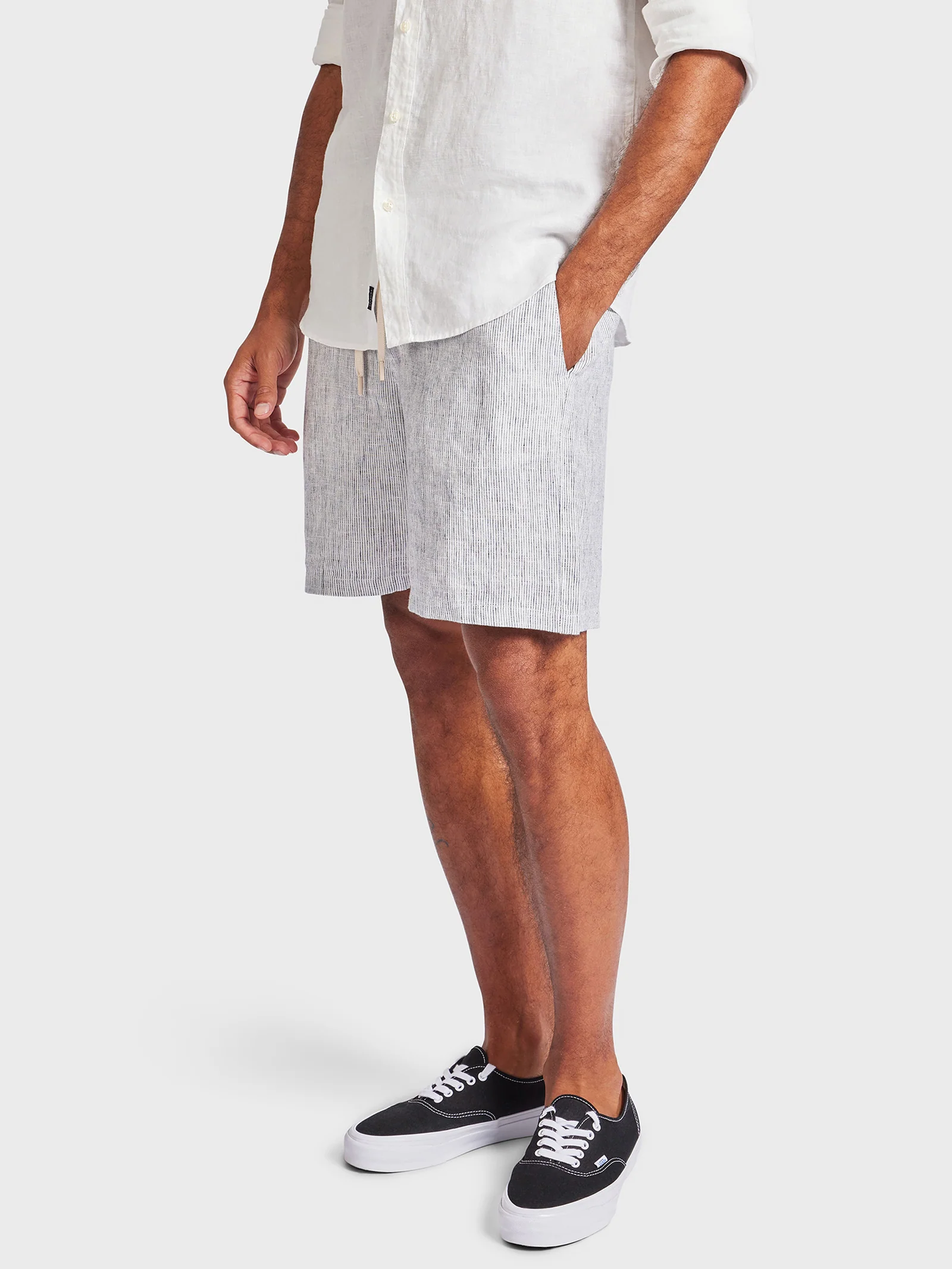 Jeff Linen Short - Image 4