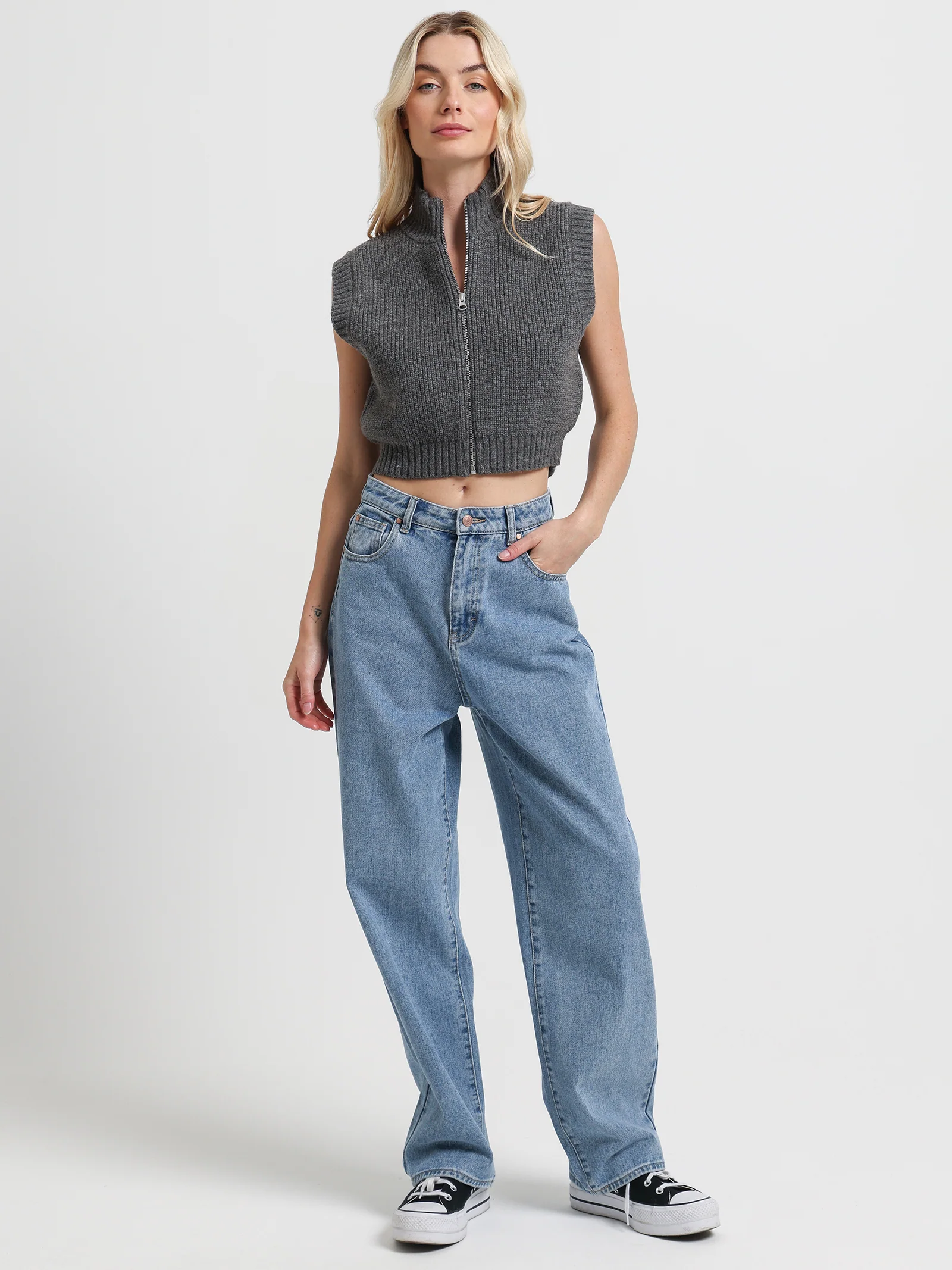 Addison Zipper Vest - Image 2