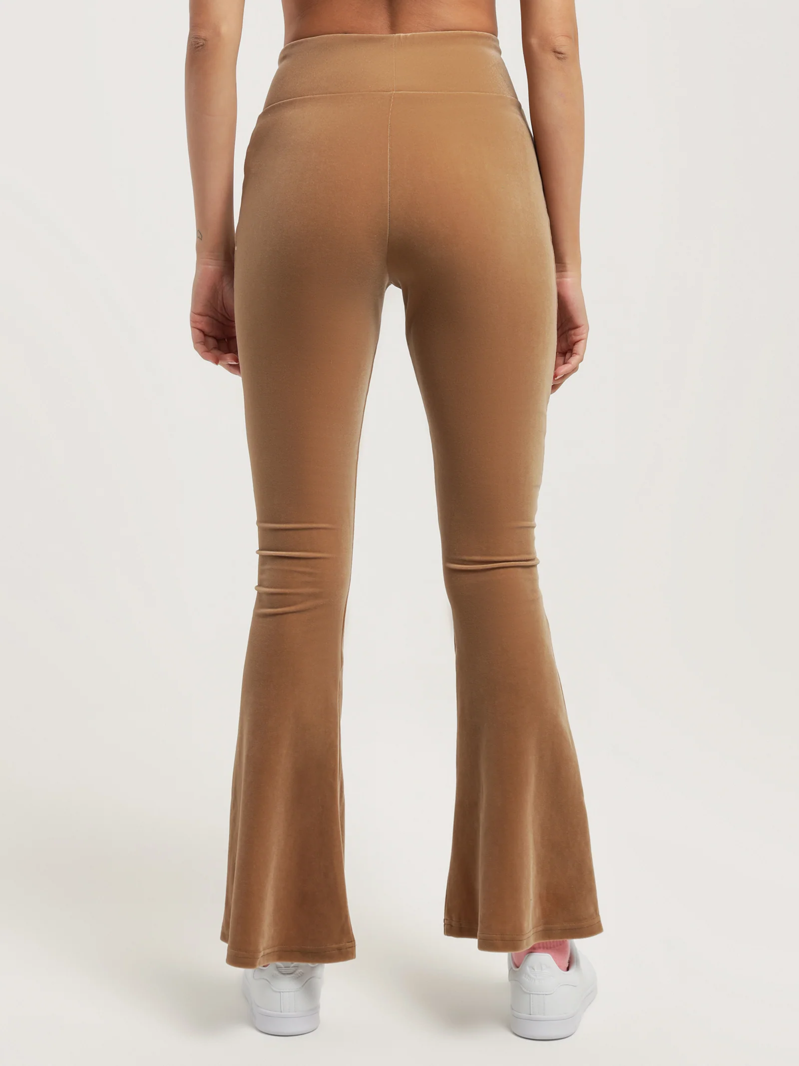 ADICOLOR 70s Flared Leggings - Image 6
