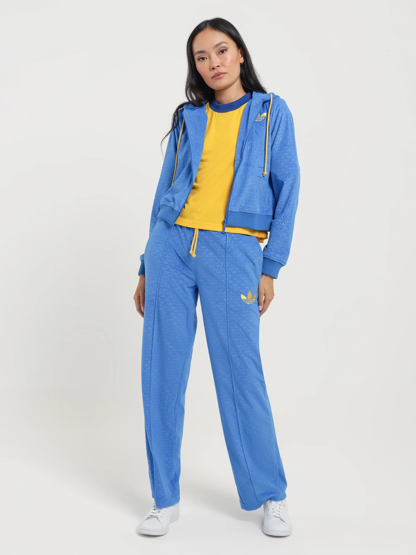 ADICOLOR 70s Velour Zip Hoodie - Image 6