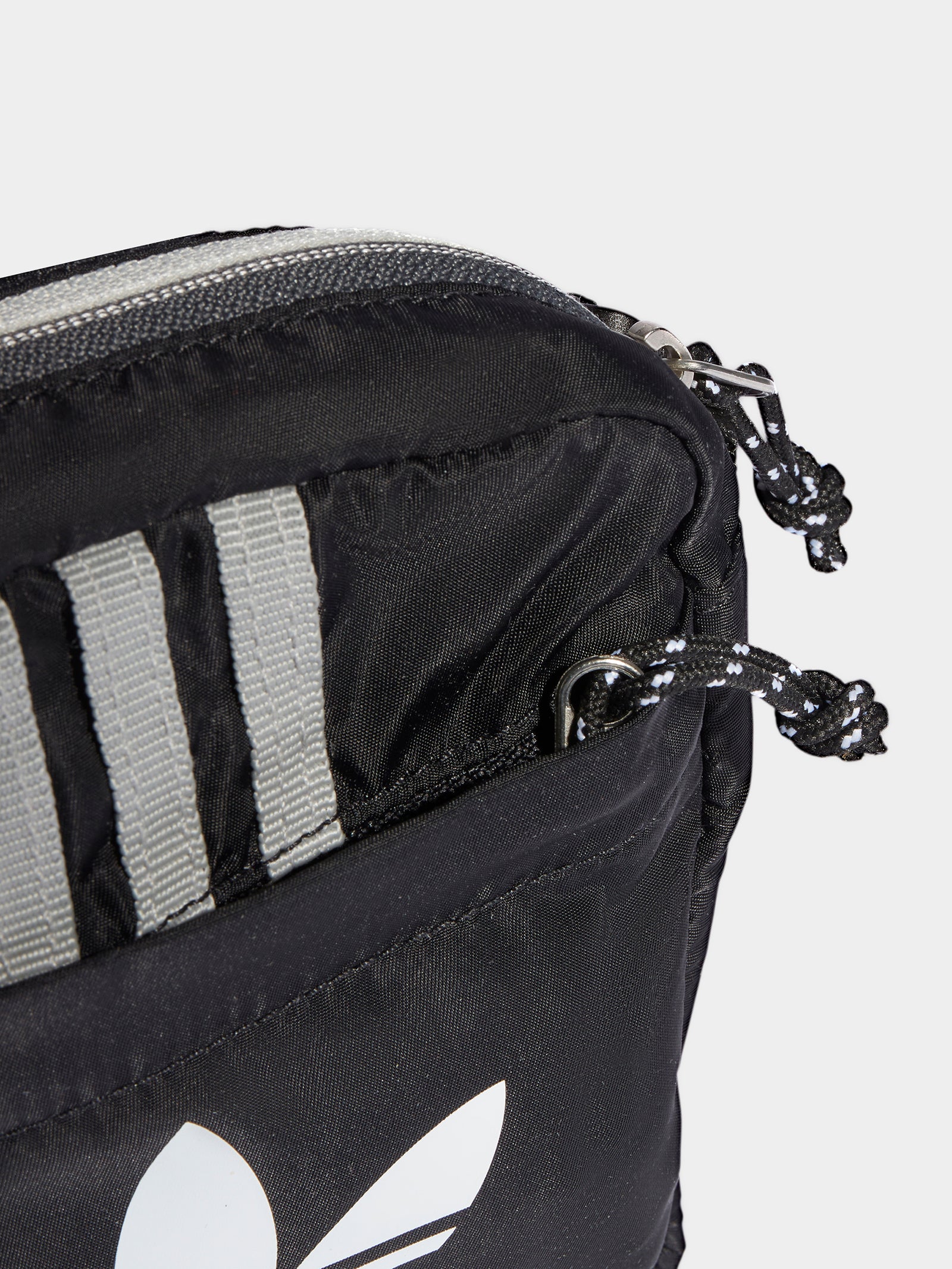 Adicolor Archive Festival Bag - Image 3