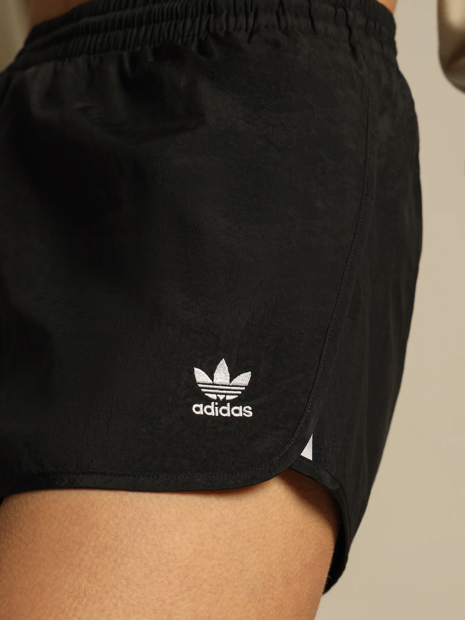 Adicolor Classics 3-Stripes Shorts - Image 5