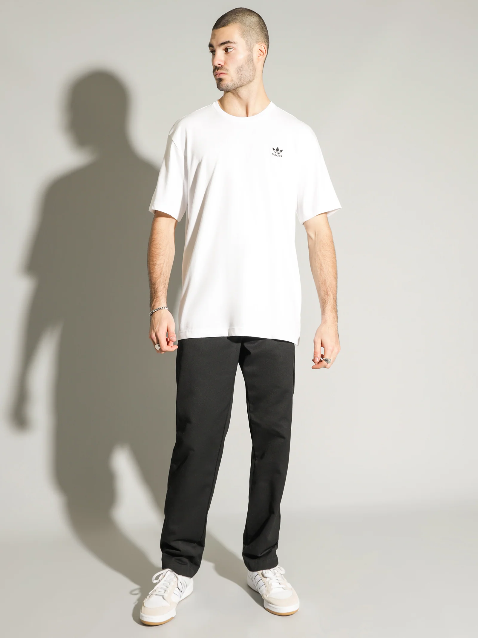Adicolor Classics Back & Front Trefoil Boxy T-Shirt - Image 3