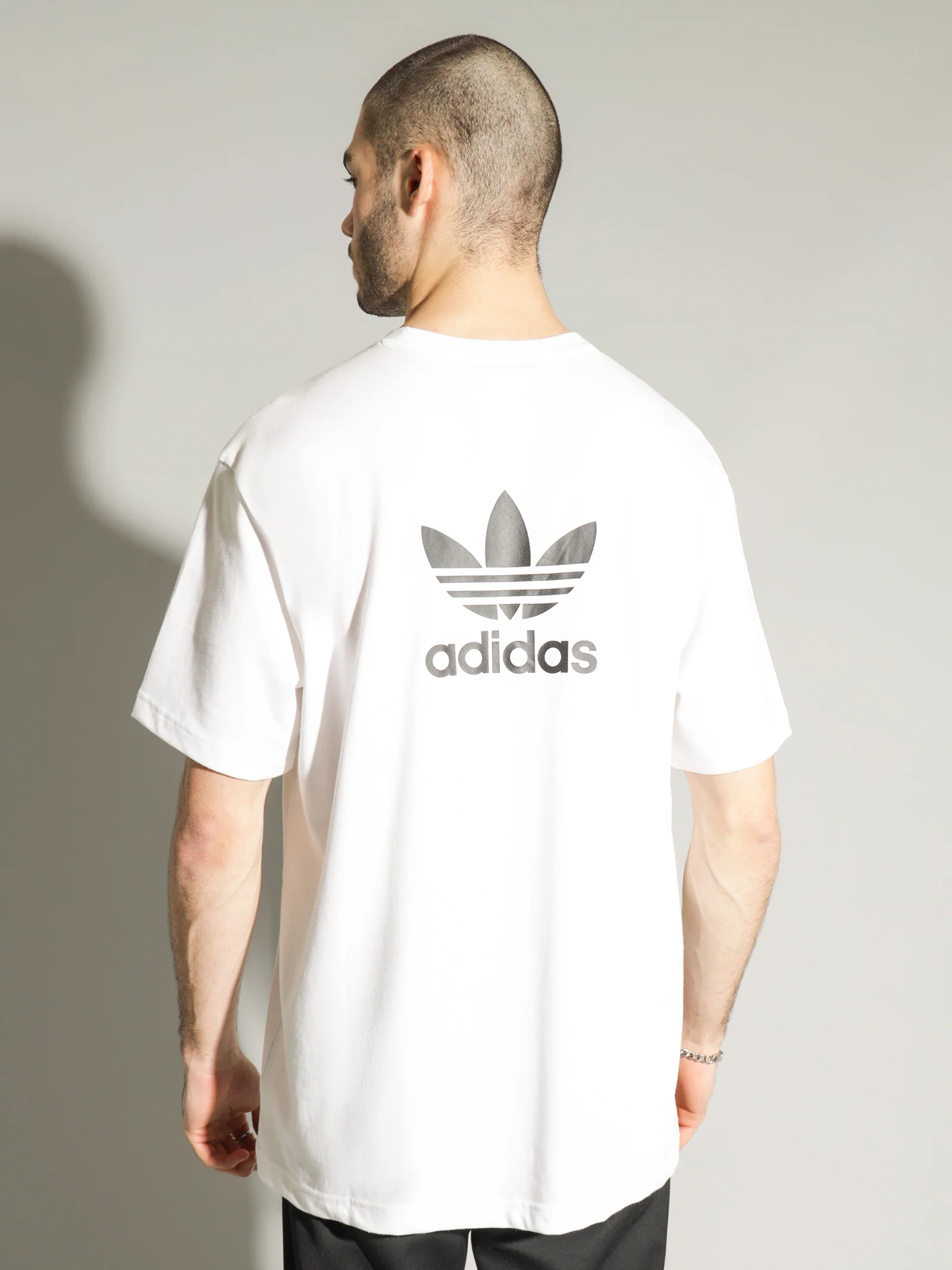 Adicolor Classics Back & Front Trefoil Boxy T-Shirt - Image 5