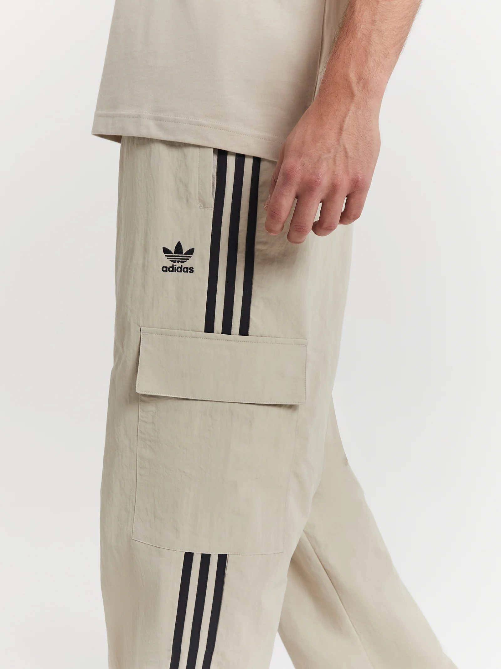 Adicolor Classics Three Stripes Cargo Pants - Image 3