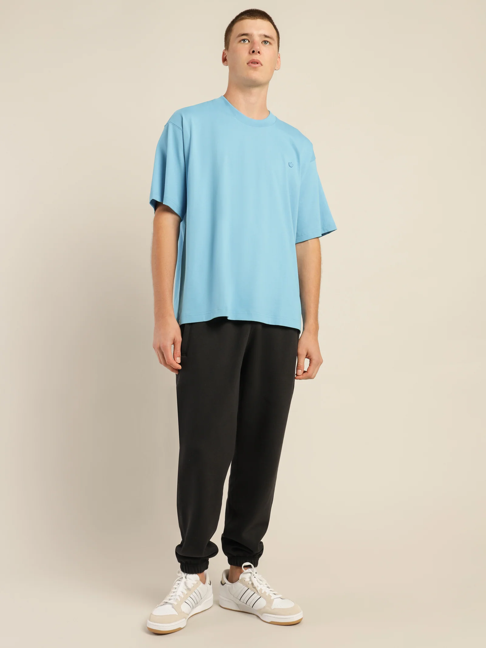 Adicolor Essentials T-Shirt - Image 2