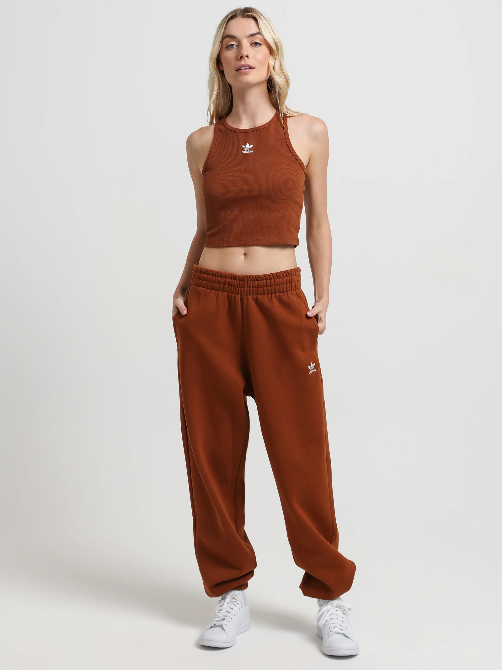 Adicolor Essentials Trackpants - Image 2