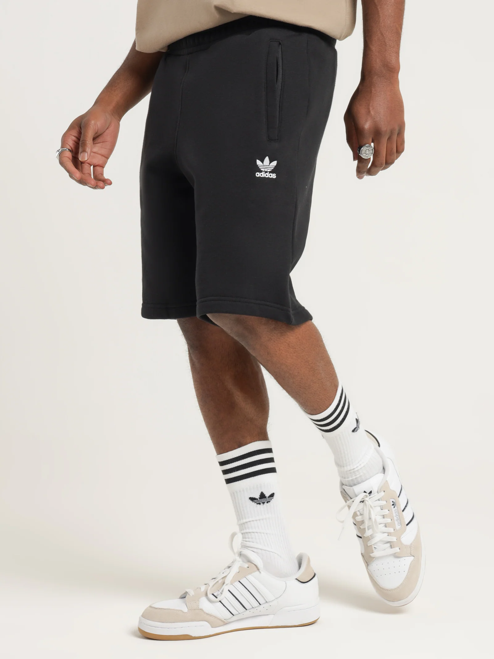 Adicolor Essentials Trefoil Shorts - Image 3