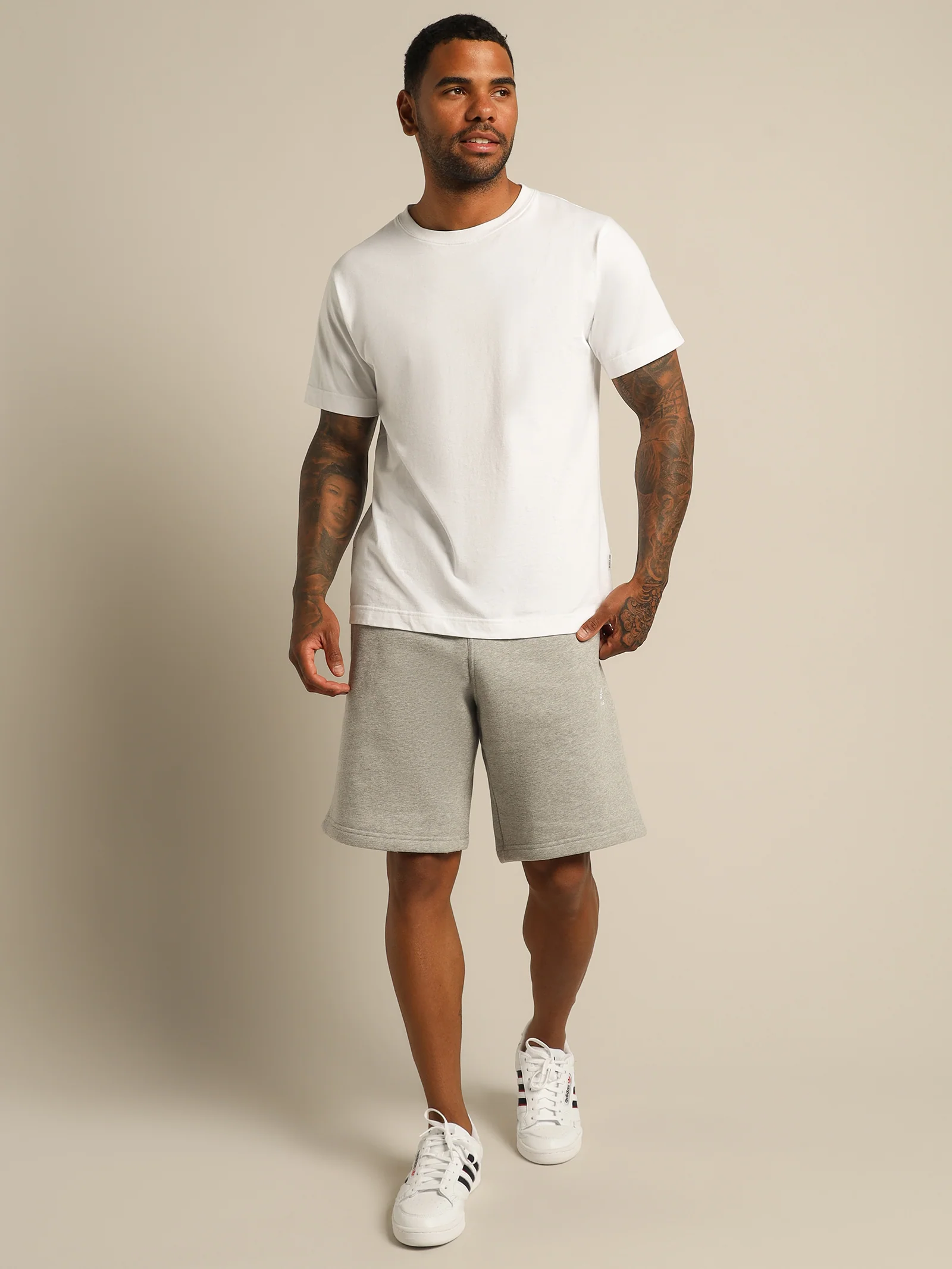 Adicolor Essentials Trefoil Shorts - Image 4