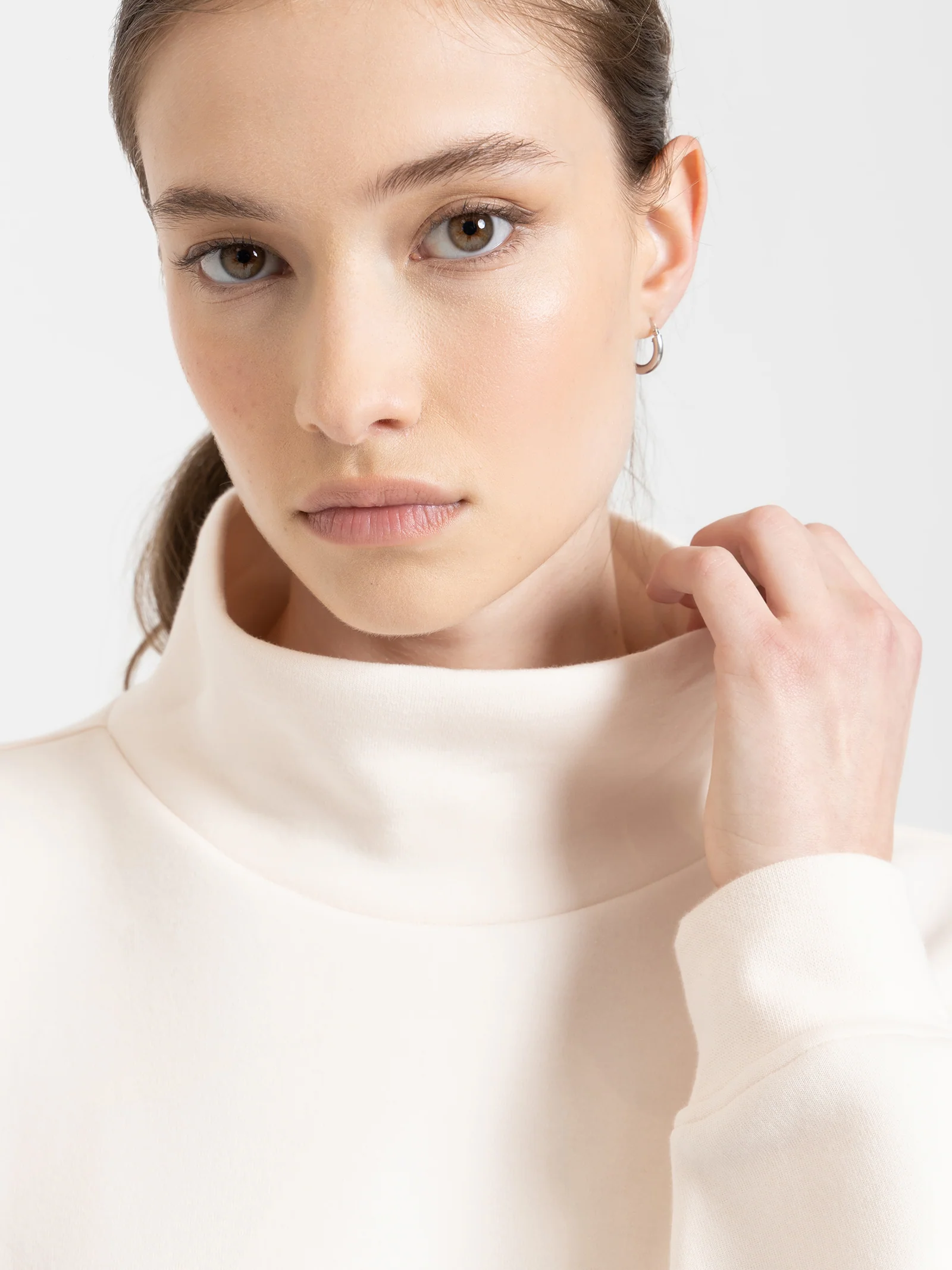 Adicolor Neuclassics Oversized High Neck Sweatshirt - Image 3