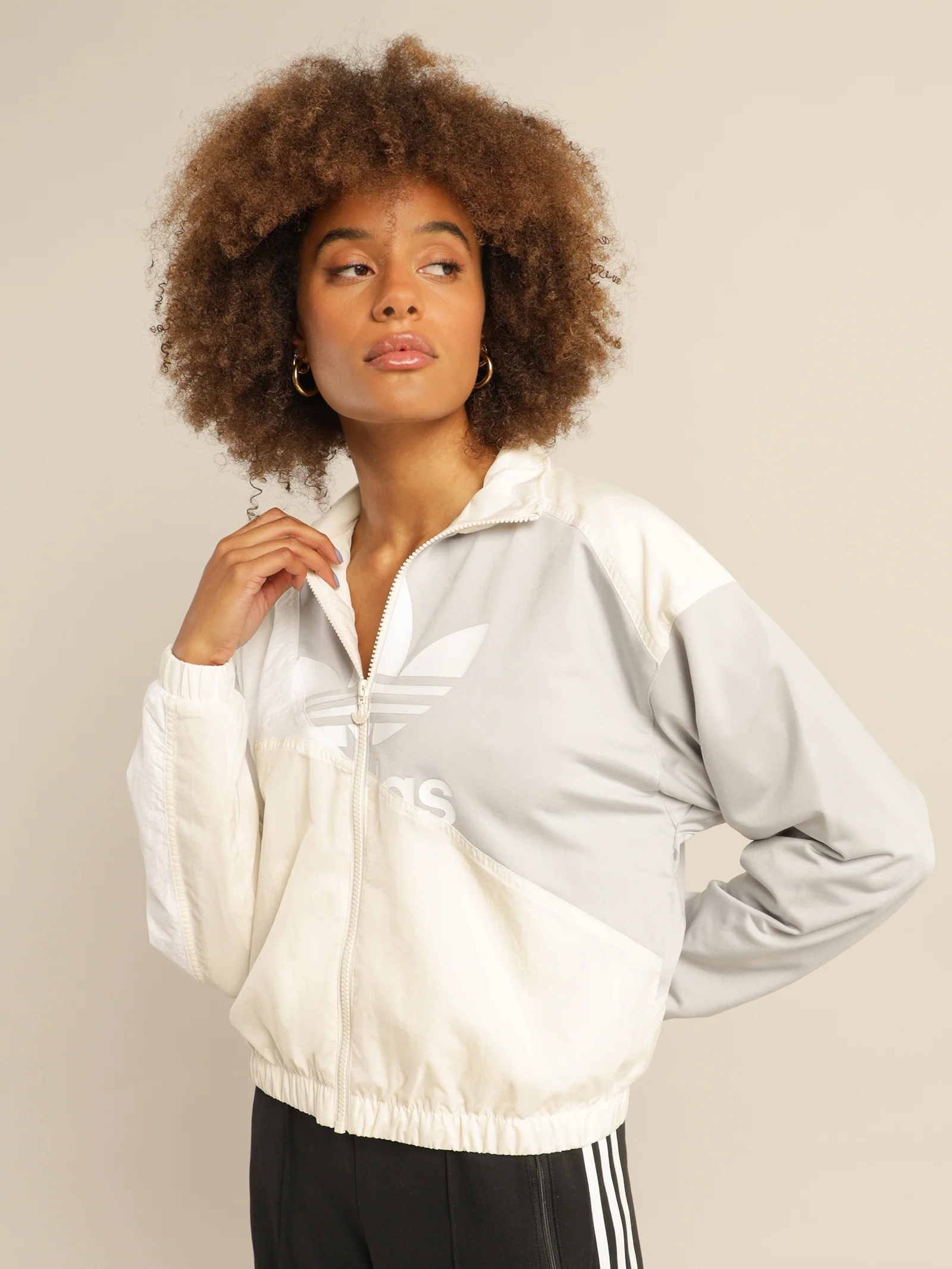Adicolor Split Trefoil Track Jacket - Image 3