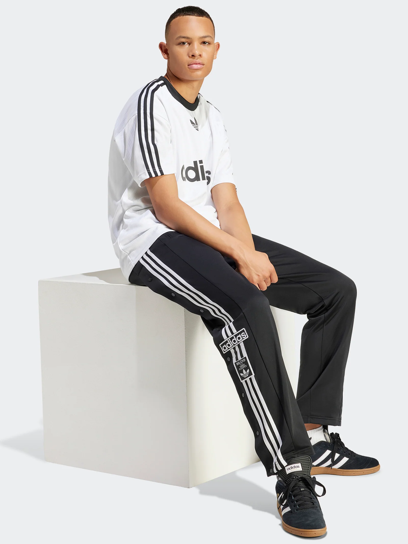 Adicolor T-Shirt - Image 2
