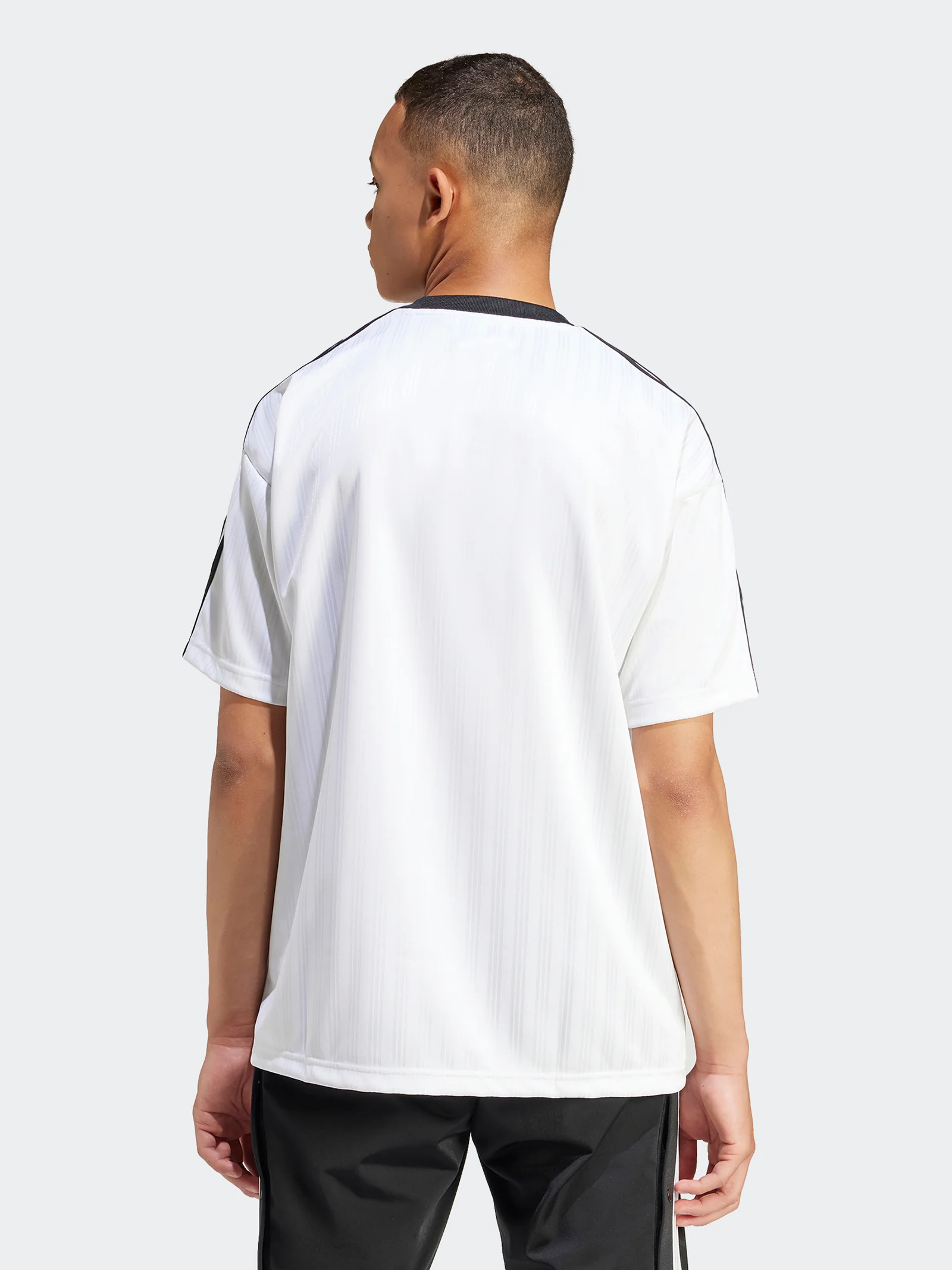 Adicolor T-Shirt - Image 5