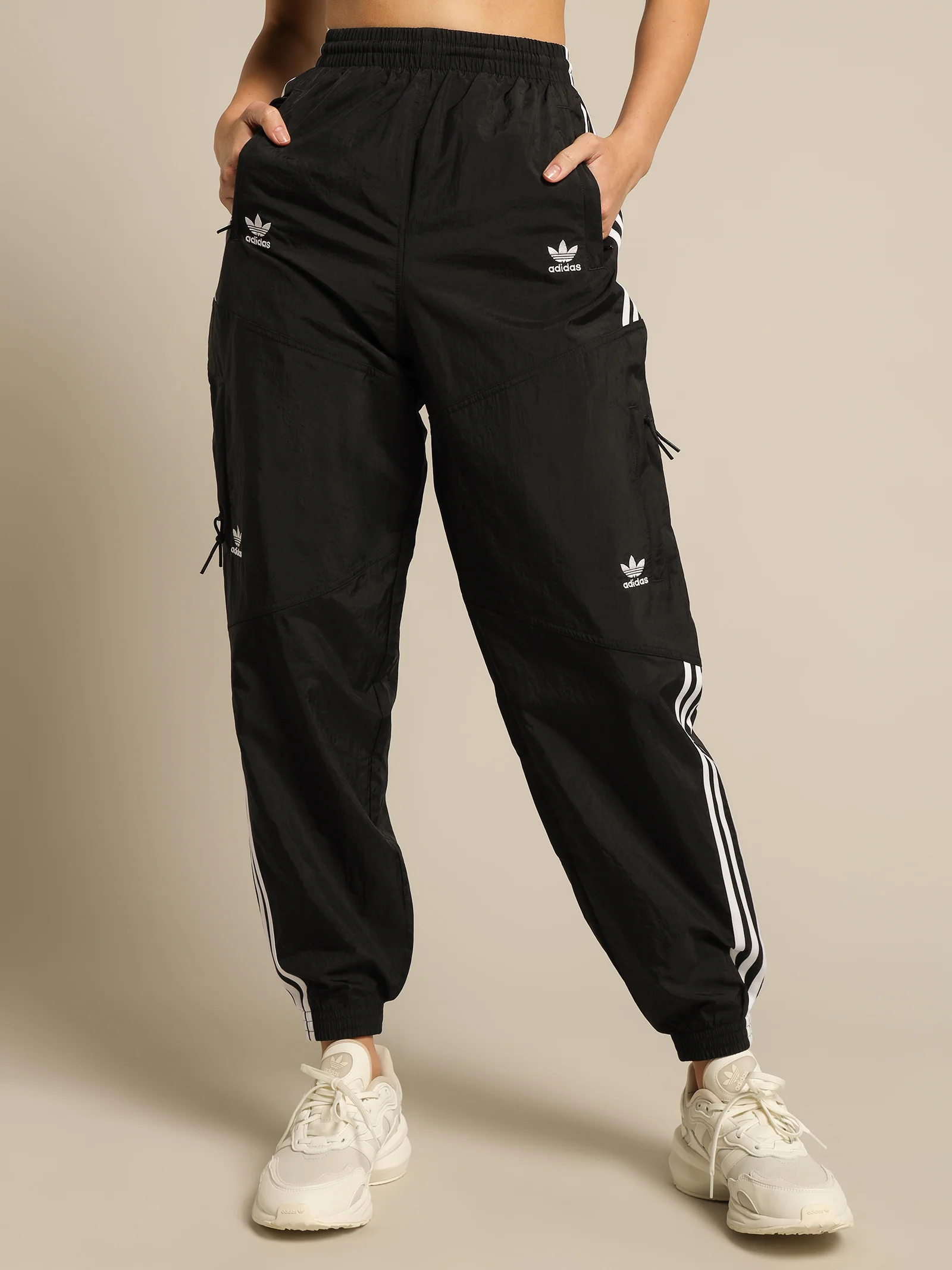 Adicolor Track Pant - Image 2